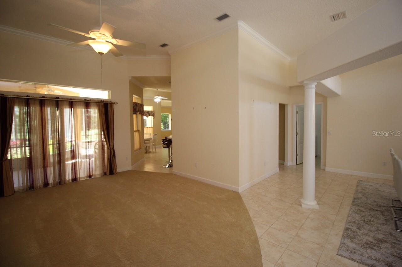 Image 11 of 40 For 6 Ellsworth Drive