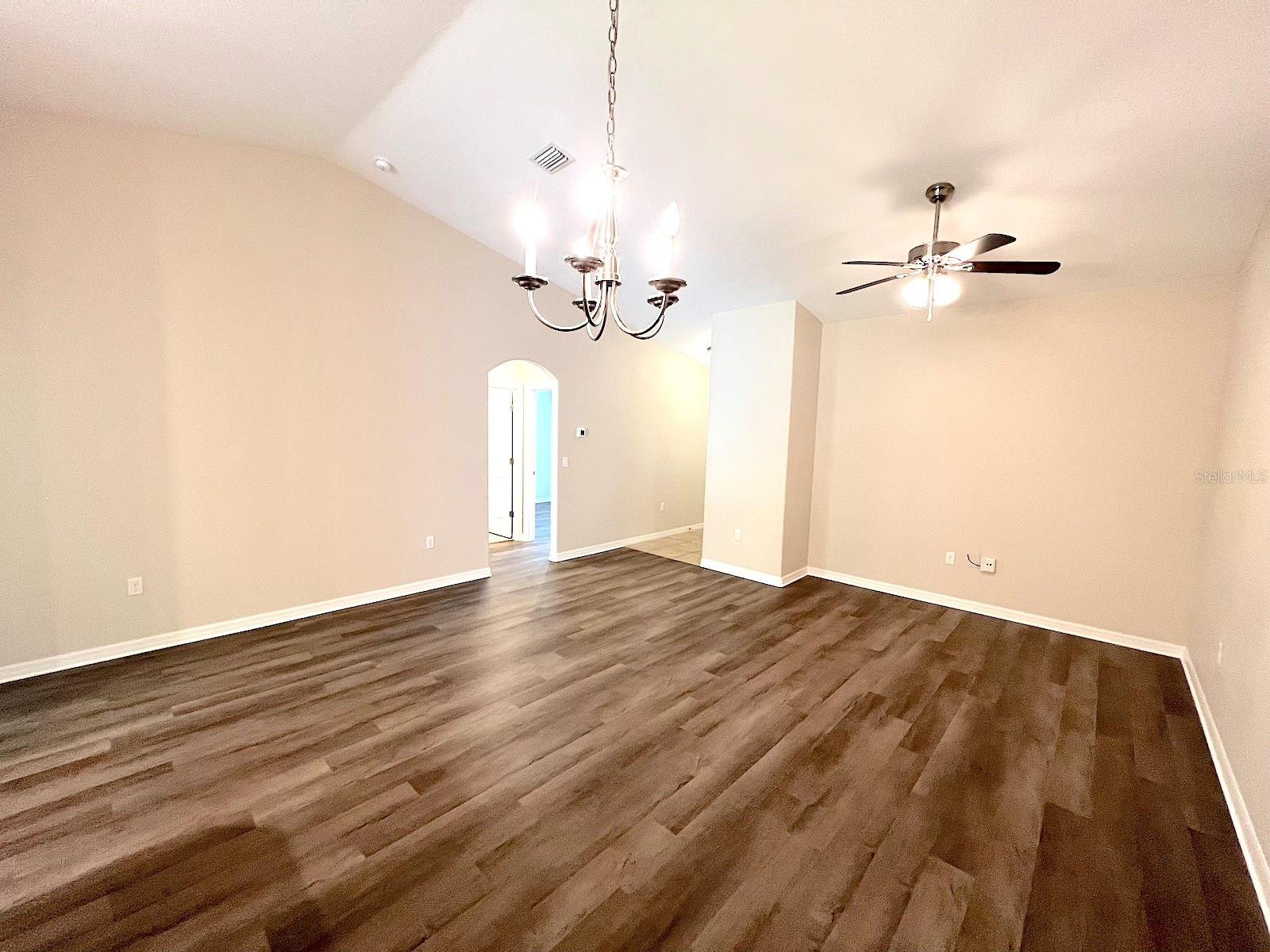 Image 11 of 31 For 59 Pine Haven Drive B
