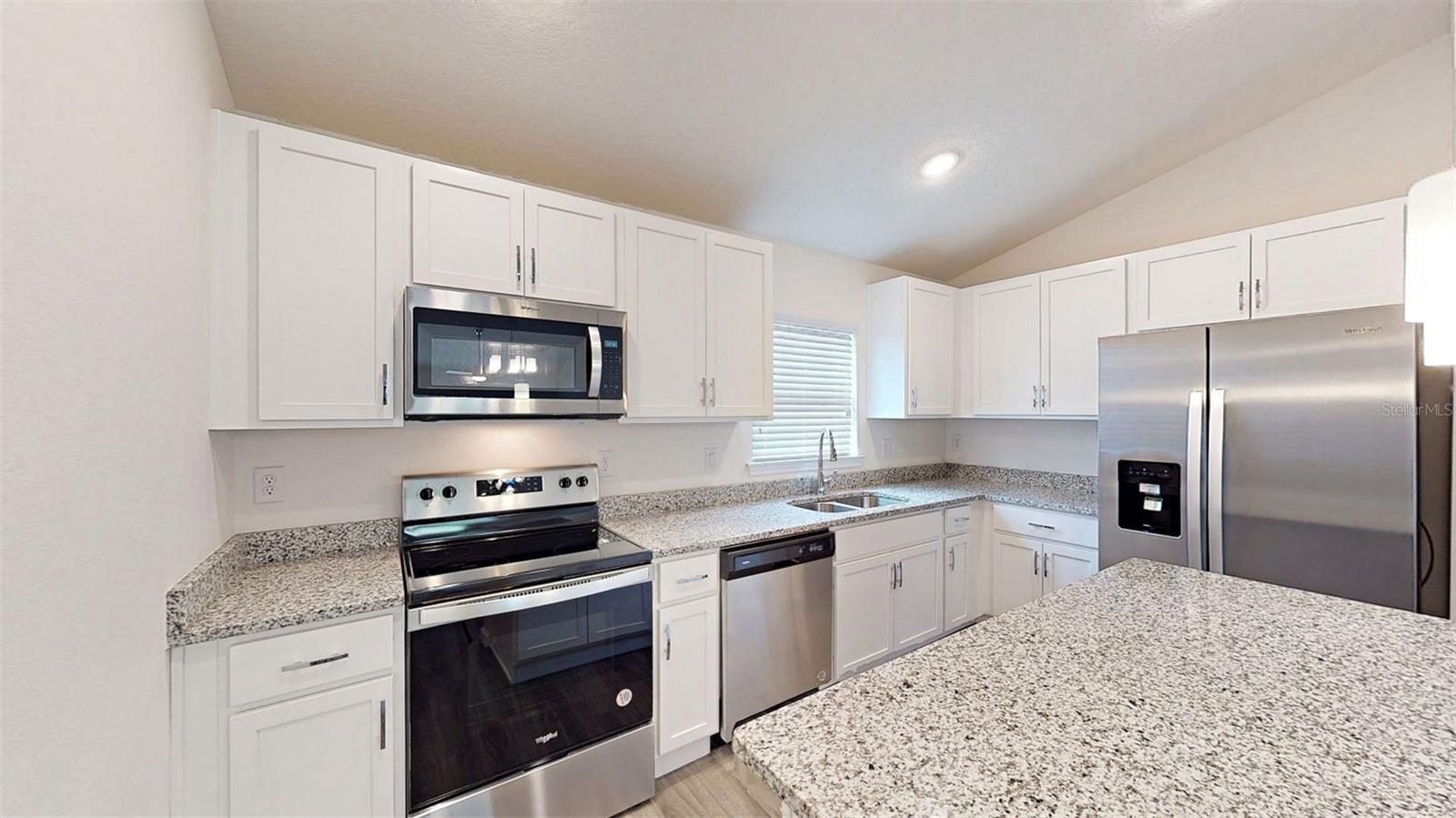 Image 4 of 11 For 118 Whippoorwill Drive