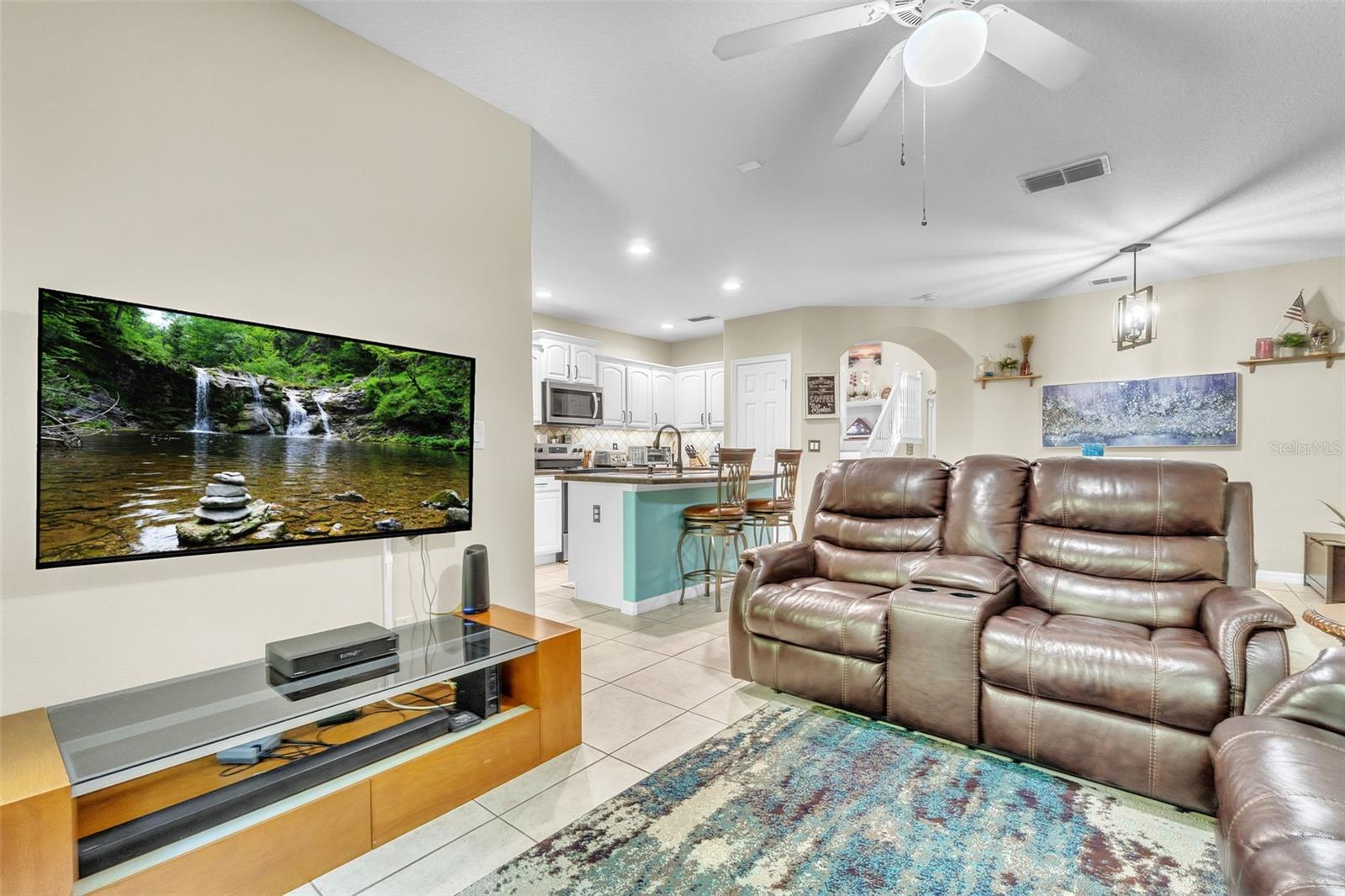 Image 16 of 41 For 3430 Windsor Lake Circle