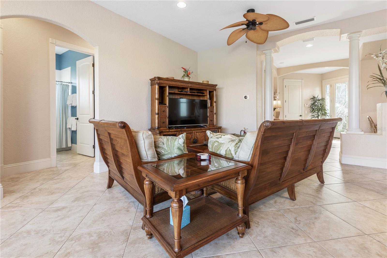 Image 7 of 85 For 12 Cinnamon Beach Way