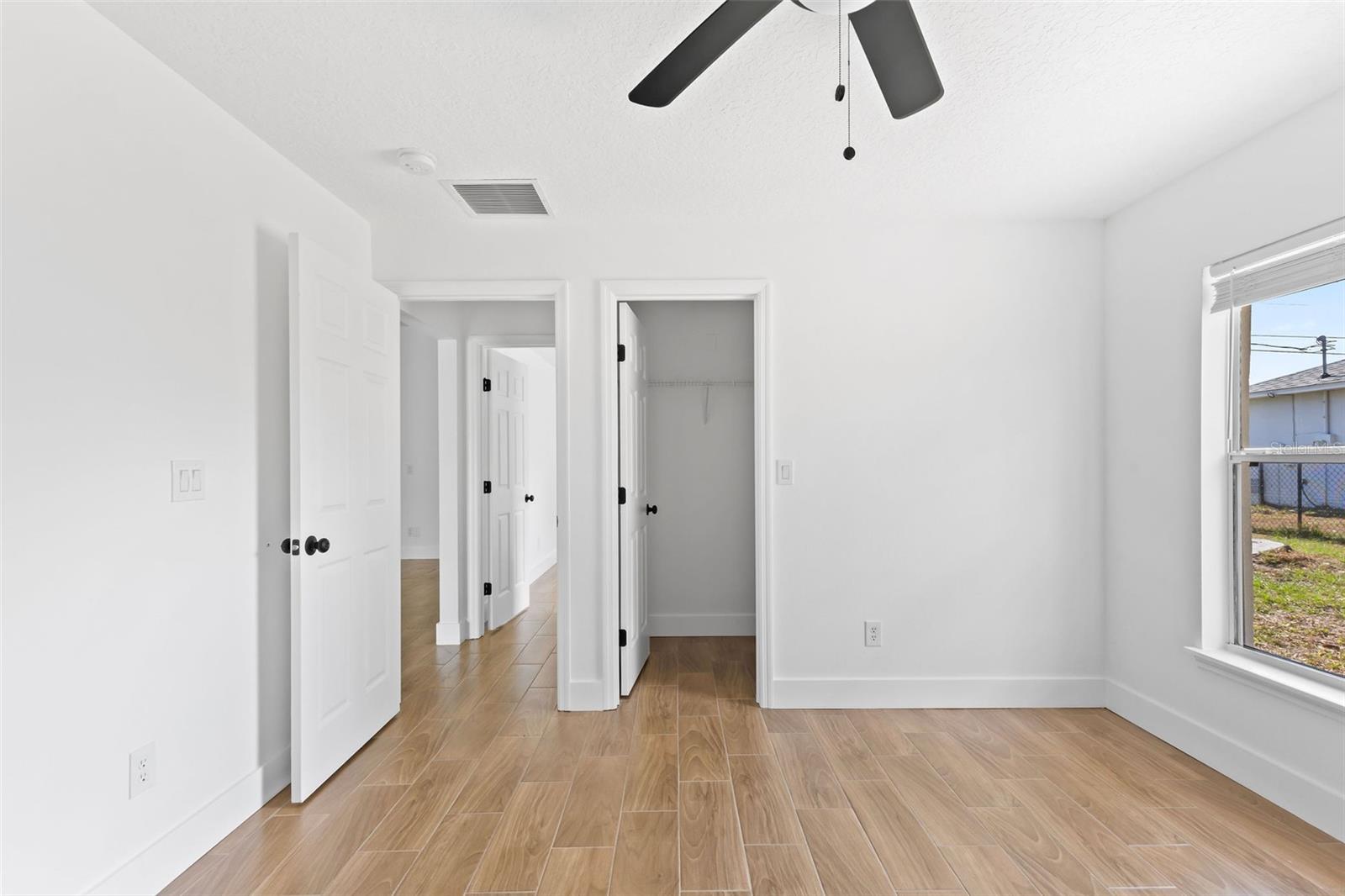 Image 12 of 34 For 21 Rockefeller Drive