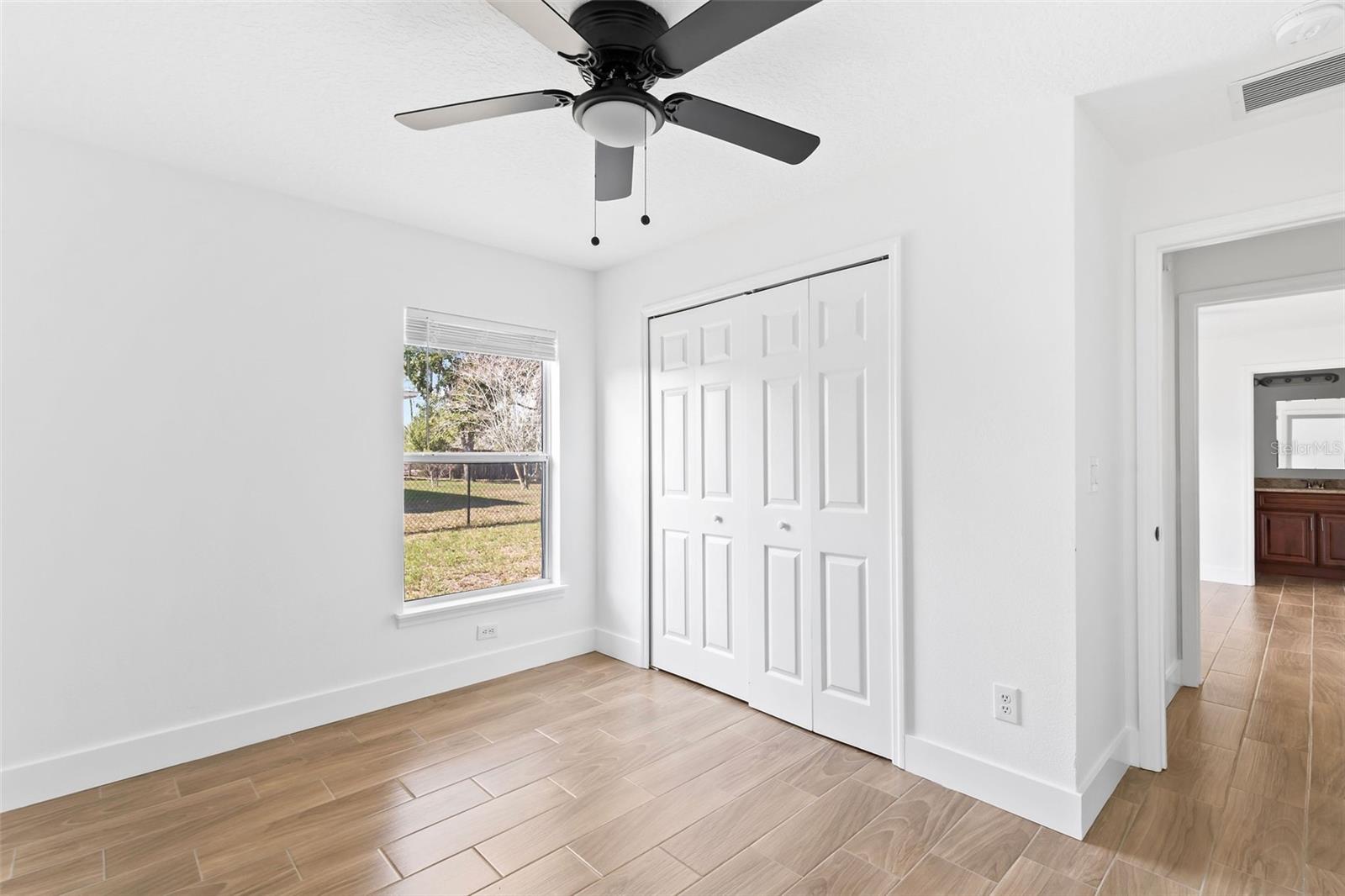 Image 15 of 34 For 21 Rockefeller Drive