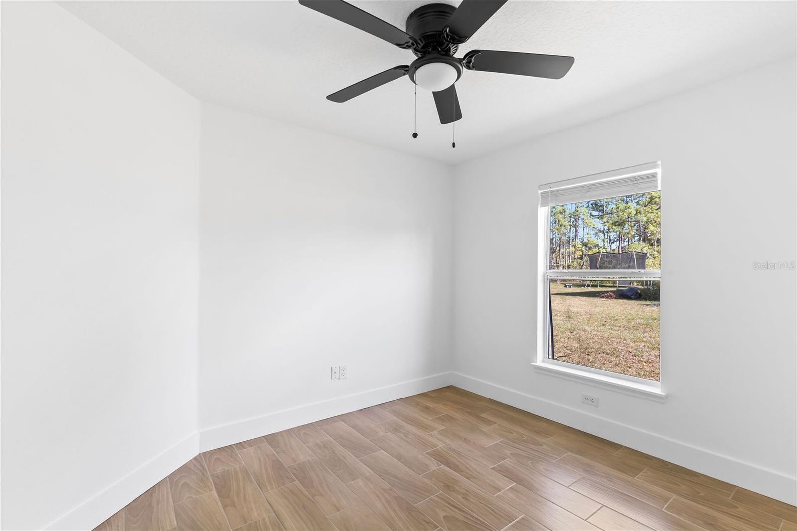 Image 18 of 34 For 21 Rockefeller Drive