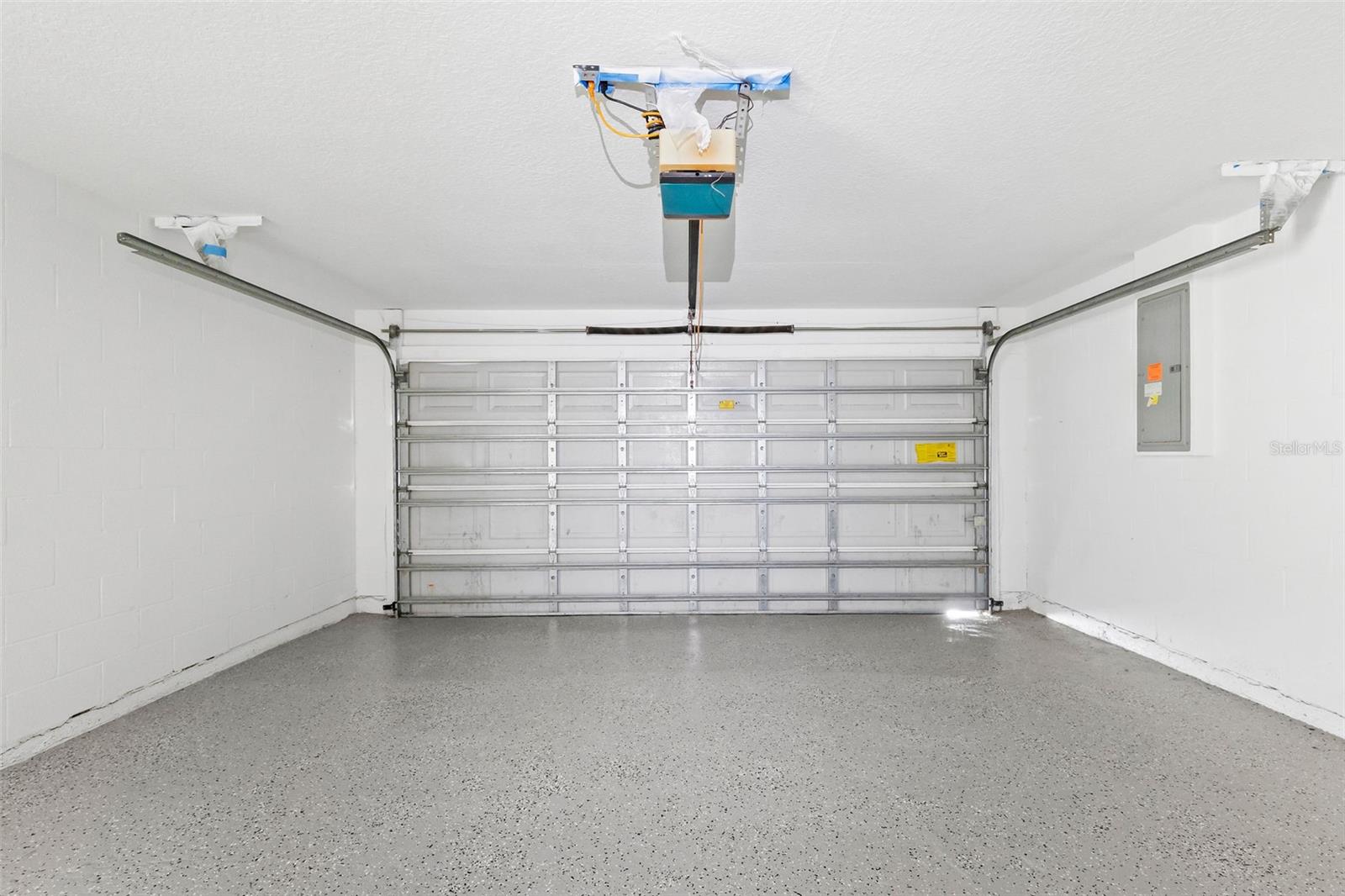 Image 24 of 34 For 21 Rockefeller Drive