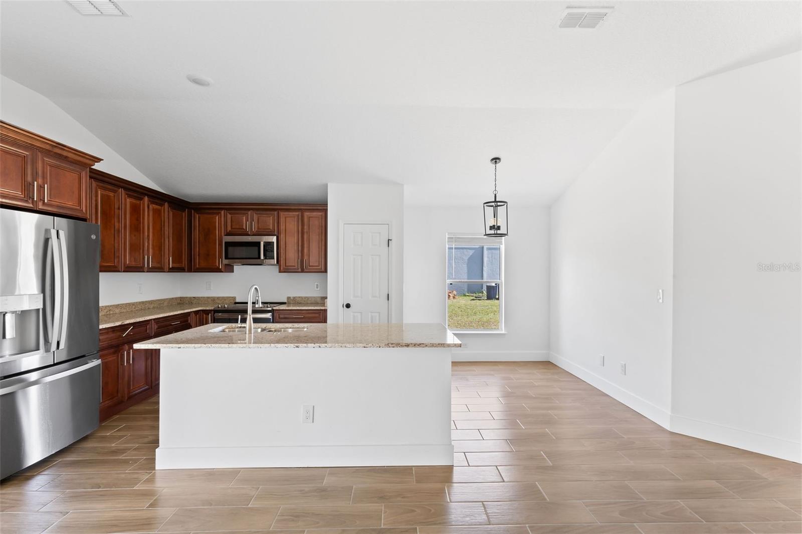 Image 3 of 34 For 21 Rockefeller Drive