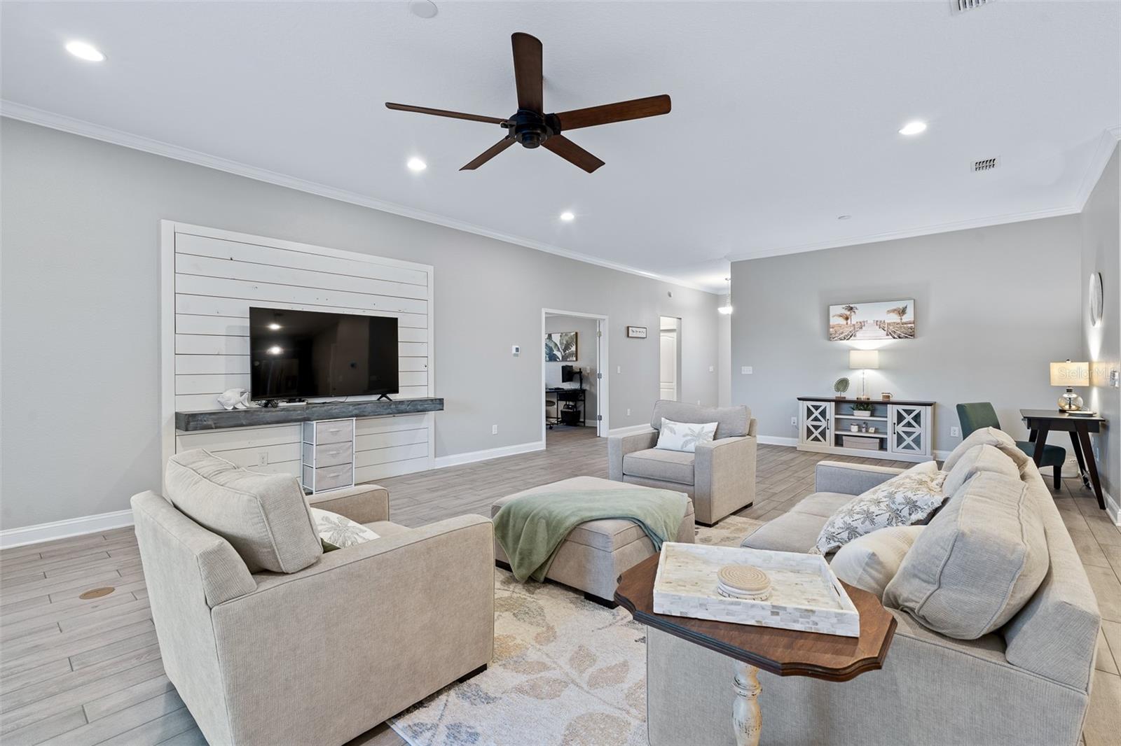 Image 19 of 64 For 310 Grand Reserve Drive