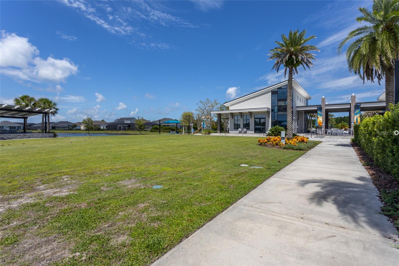 Image 42 of 45 For 160 Mosaic Boulevard