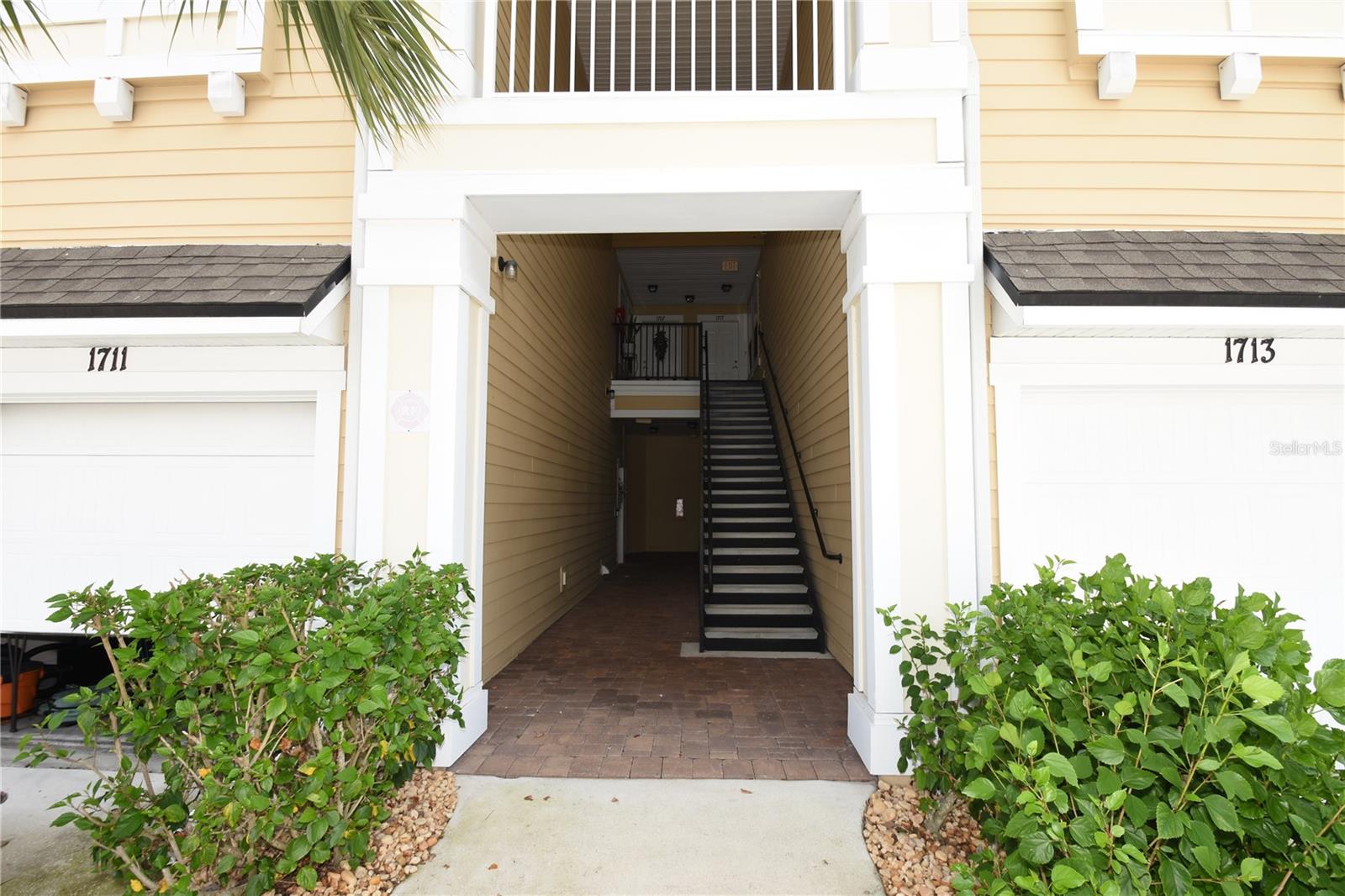 Image 36 of 37 For 1717 Golden Lake Loop 7-8