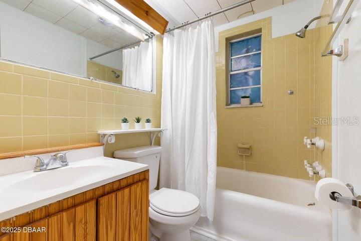 Image 14 of 41 For 67 Ormond Shores Drive