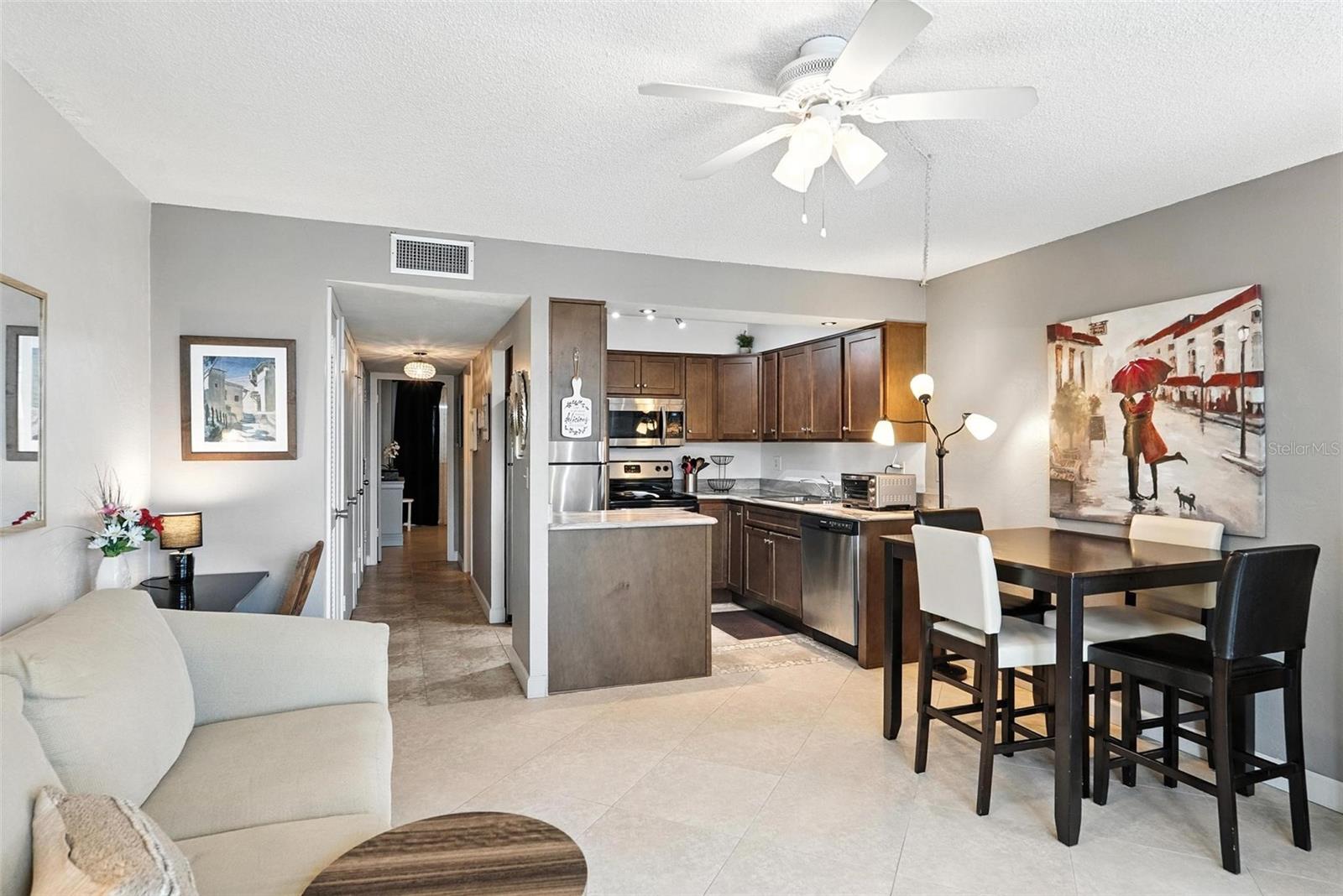 Image 11 of 31 For 1437 Atlantic Avenue 310