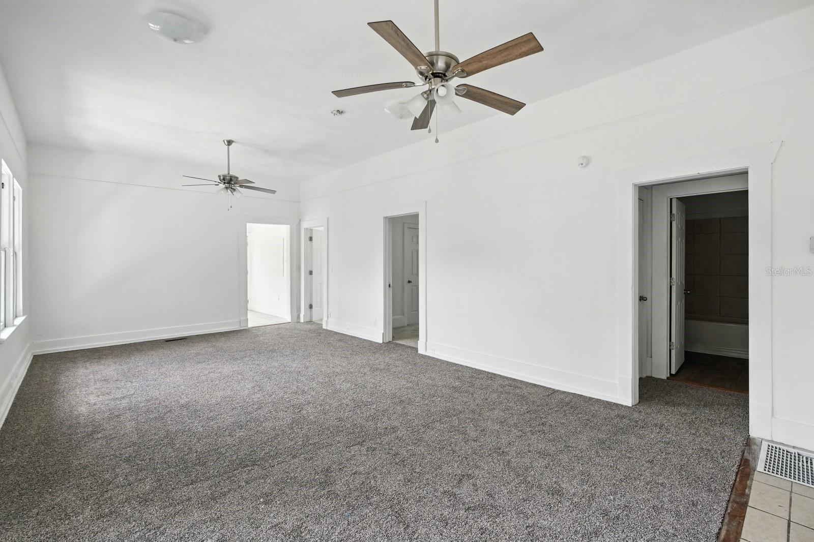 Image 10 of 30 For 412 Madison Street