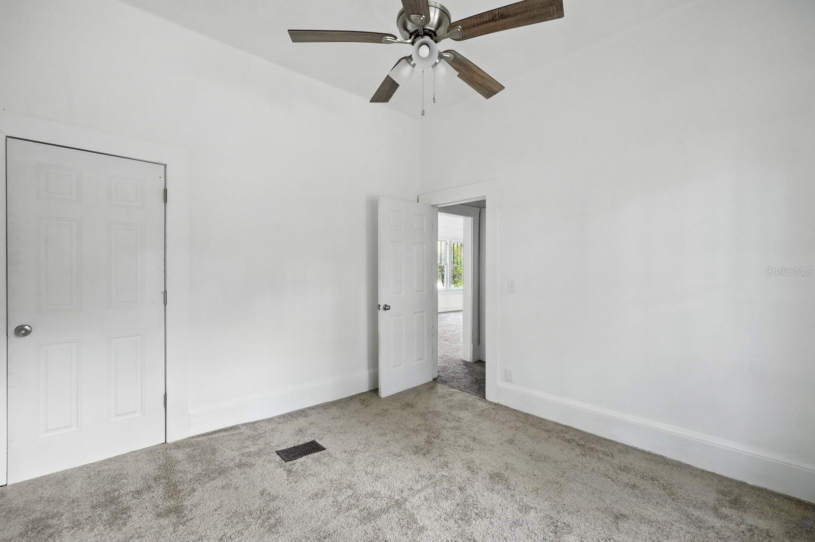 Image 18 of 30 For 412 Madison Street
