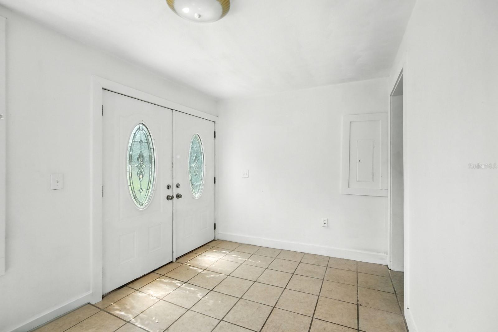 Image 7 of 30 For 412 Madison Street
