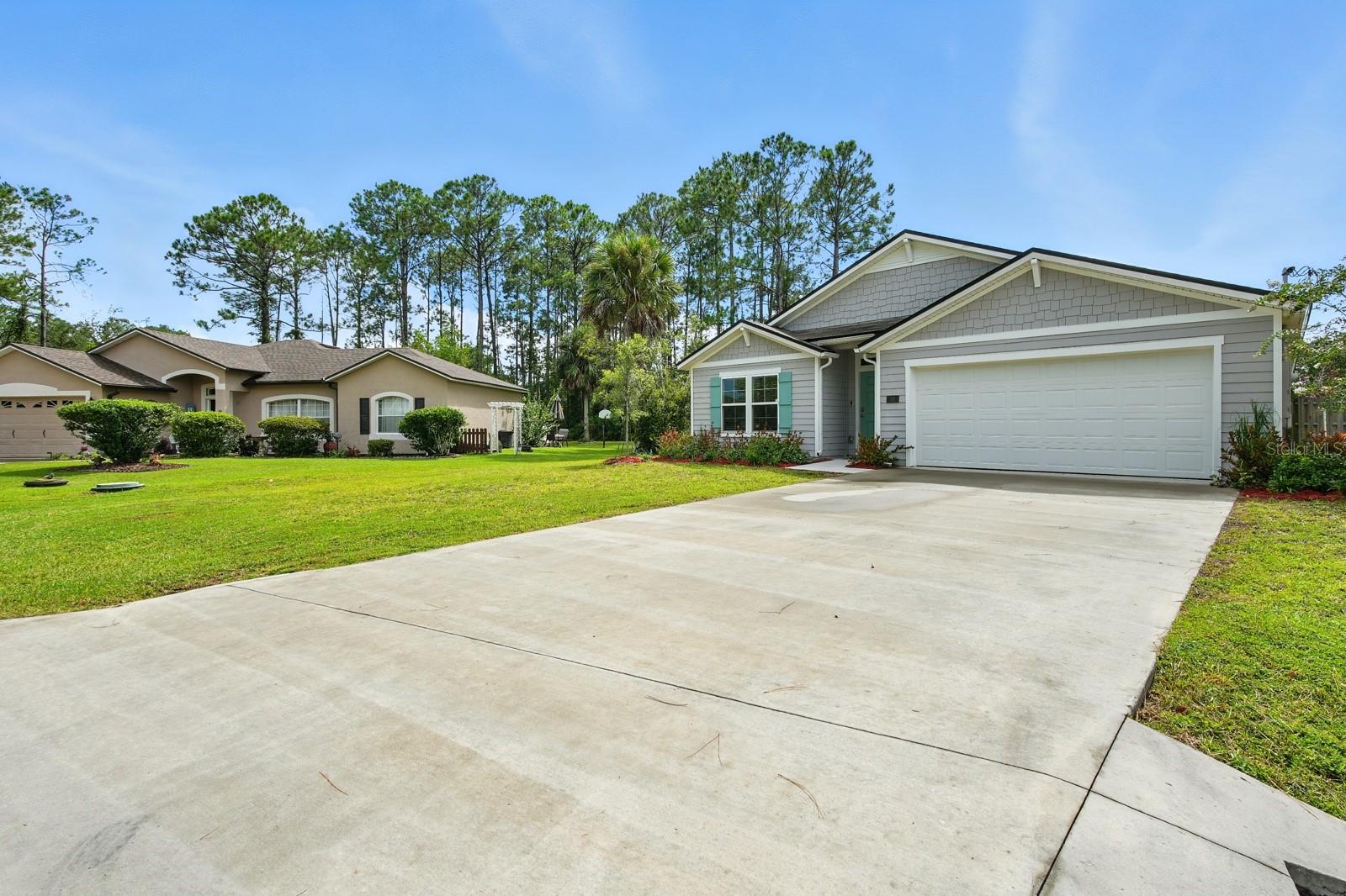 Image 31 of 41 For 18 Poplar Drive