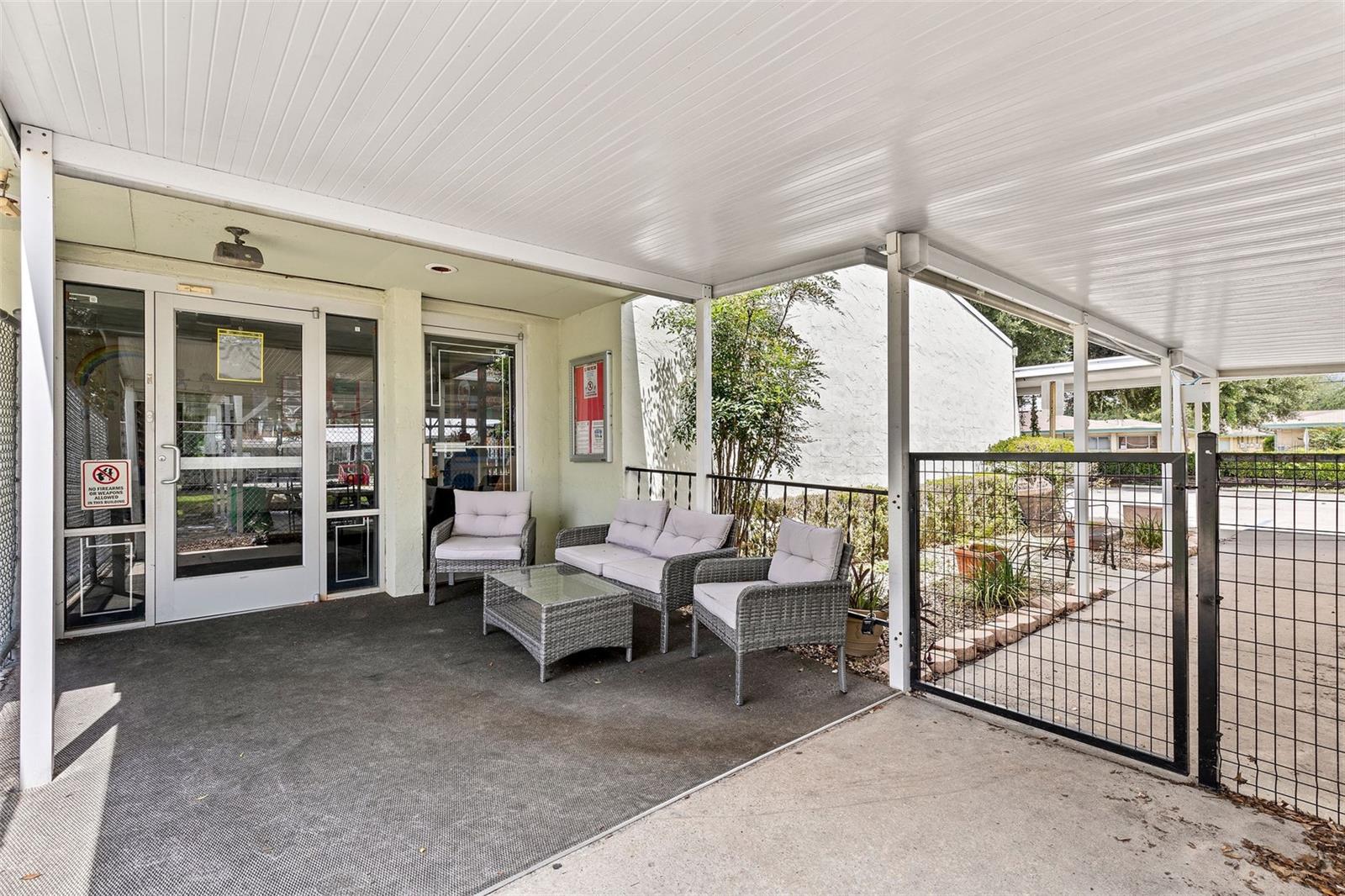 Image 13 of 83 For 258 Columbia Avenue