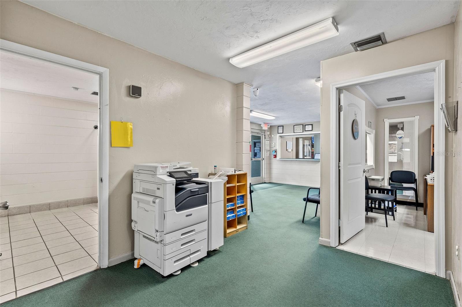 Image 36 of 83 For 258 Columbia Avenue