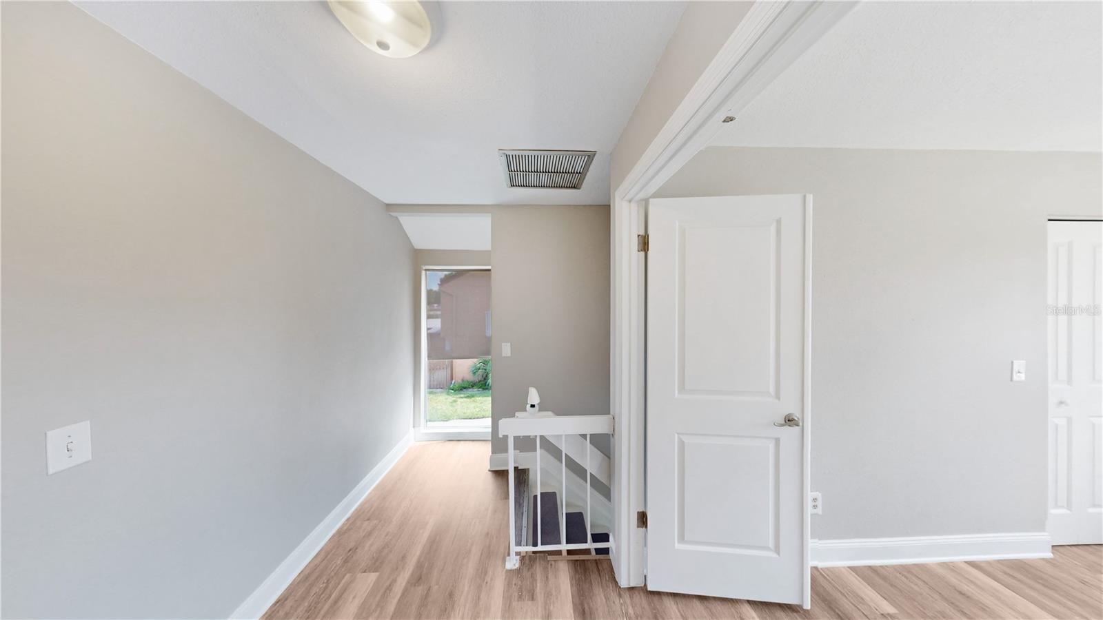 Image 18 of 36 For 1815 Clearbrooke Drive