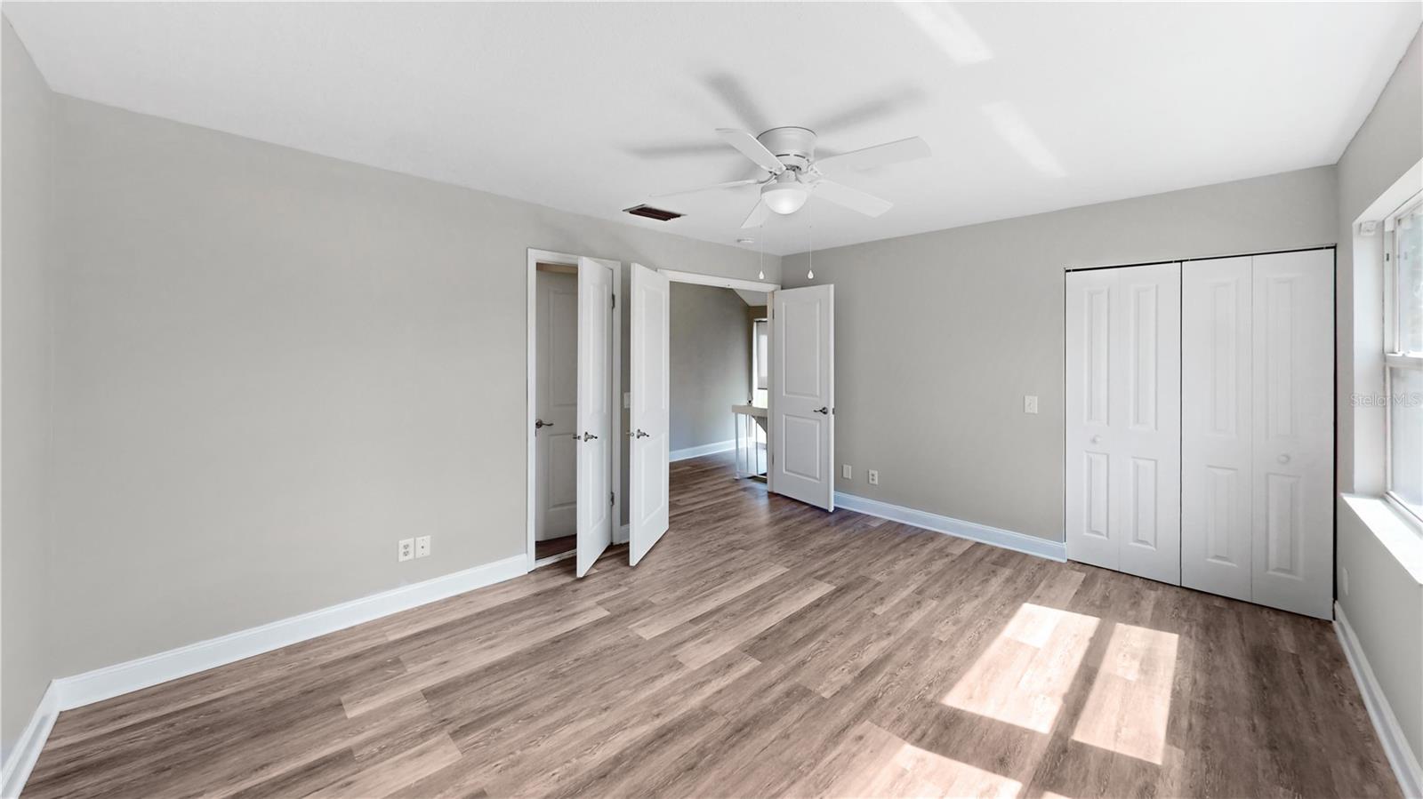 Image 21 of 36 For 1815 Clearbrooke Drive