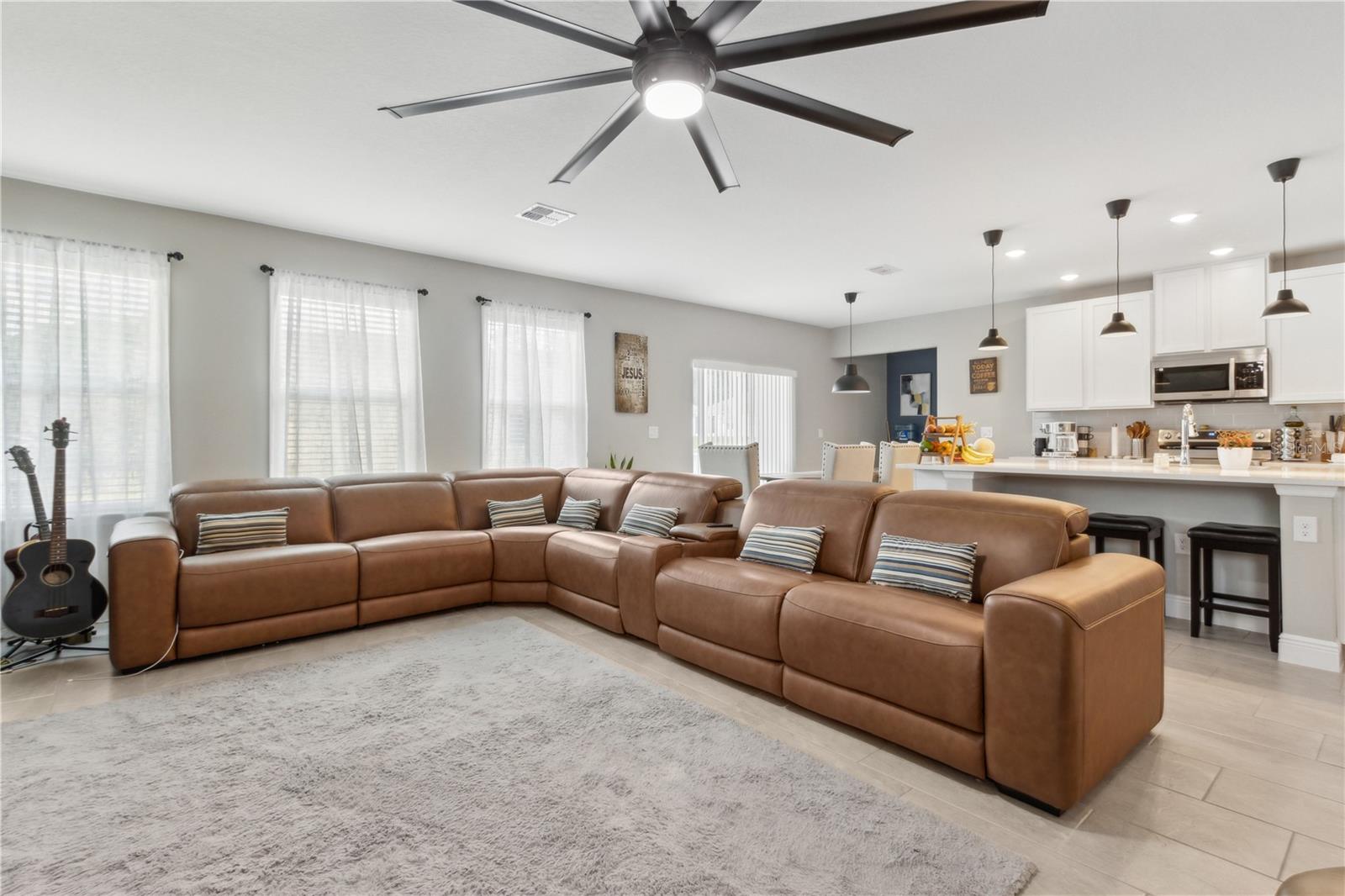 Image 11 of 67 For 1659 Andover Ridge Drive