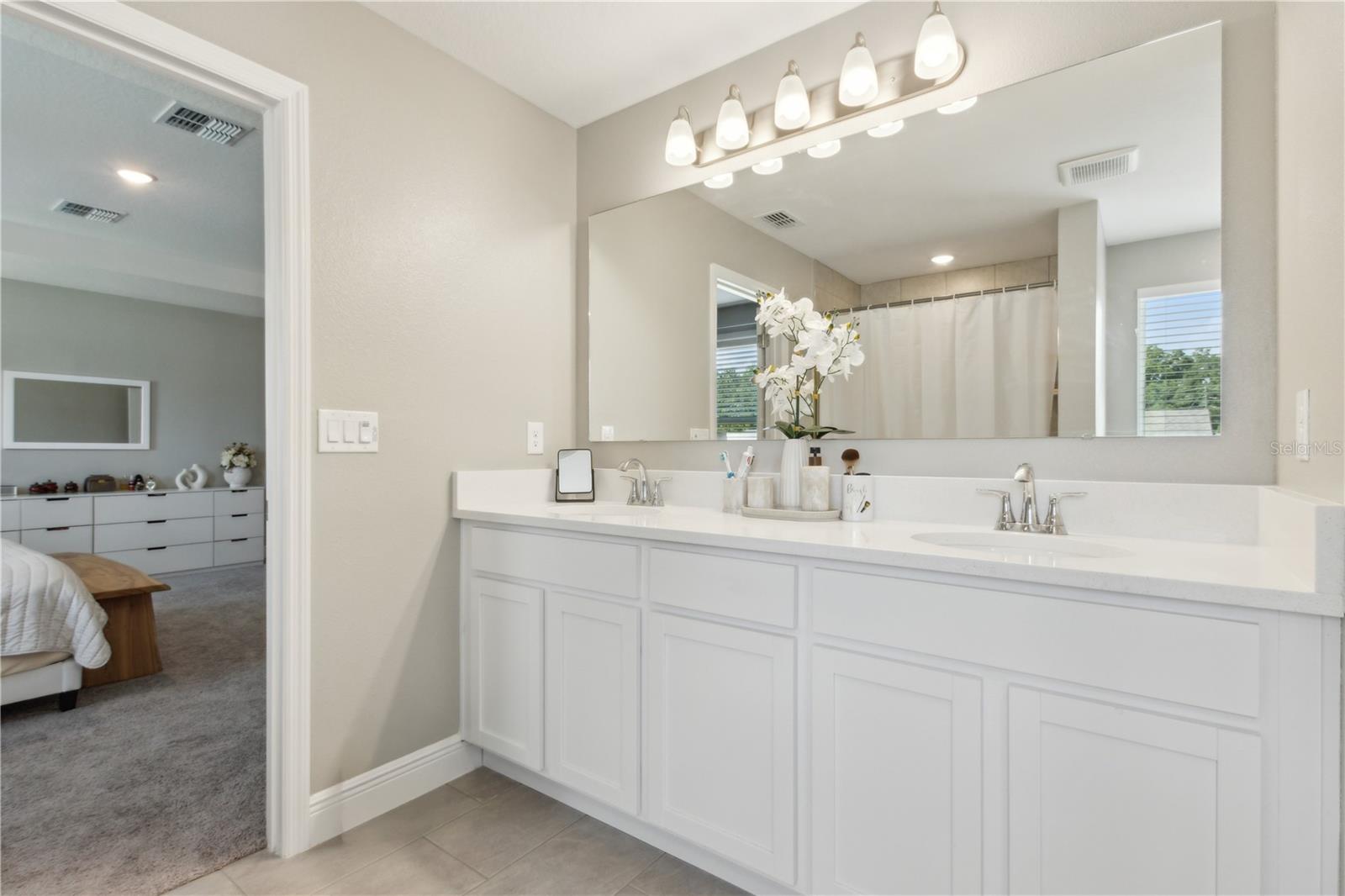 Image 40 of 67 For 1659 Andover Ridge Drive