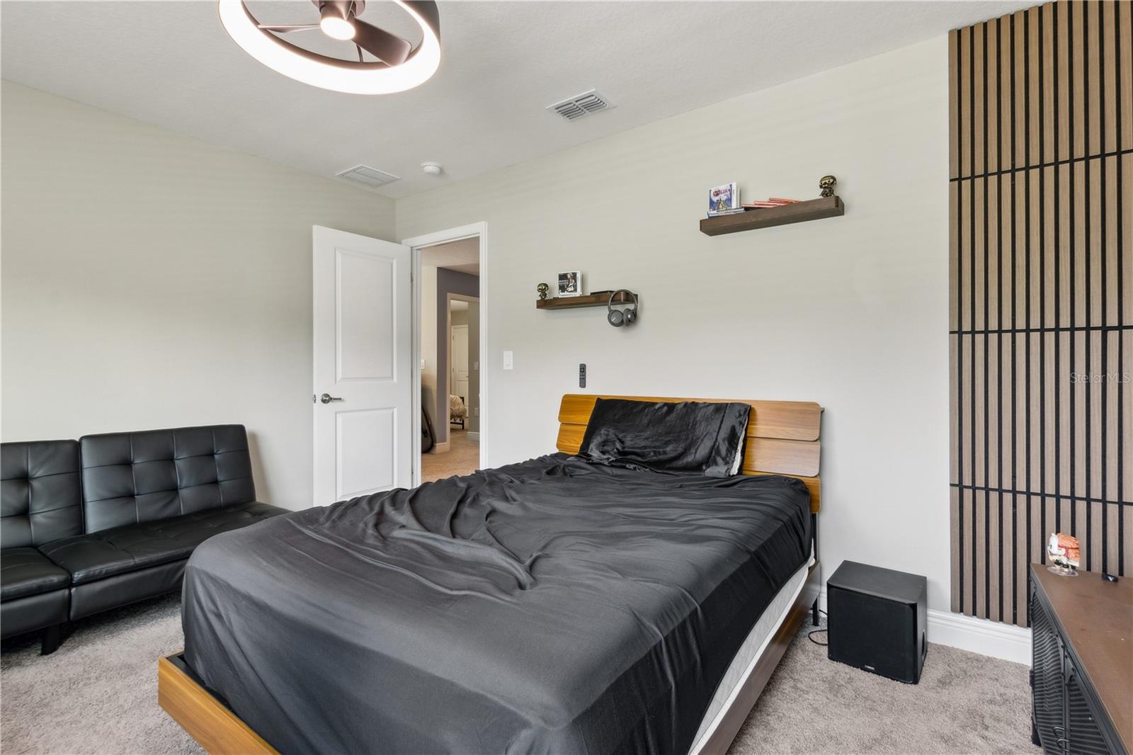 Image 43 of 67 For 1659 Andover Ridge Drive