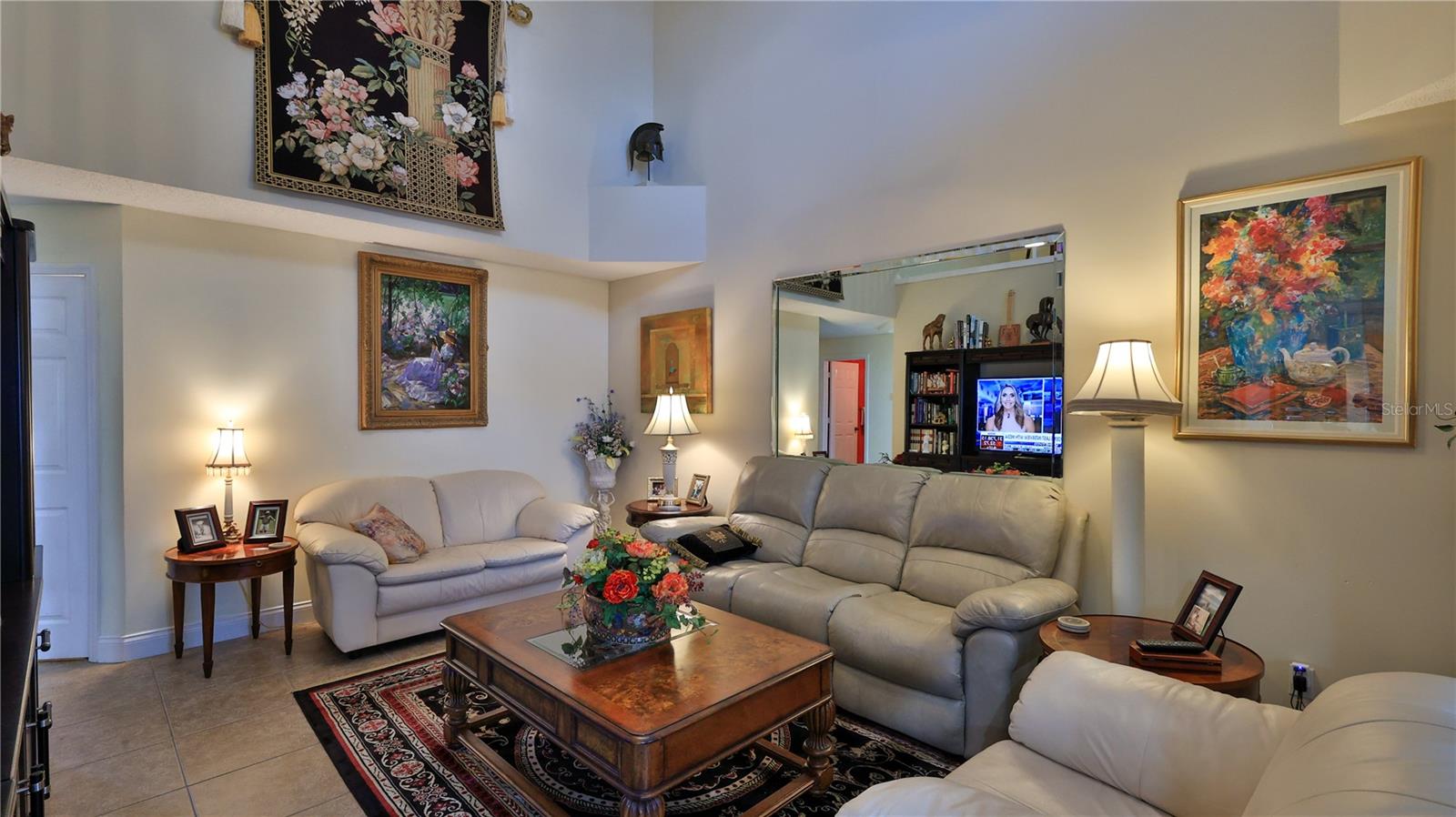 Image 16 of 25 For 46 Captains Walk