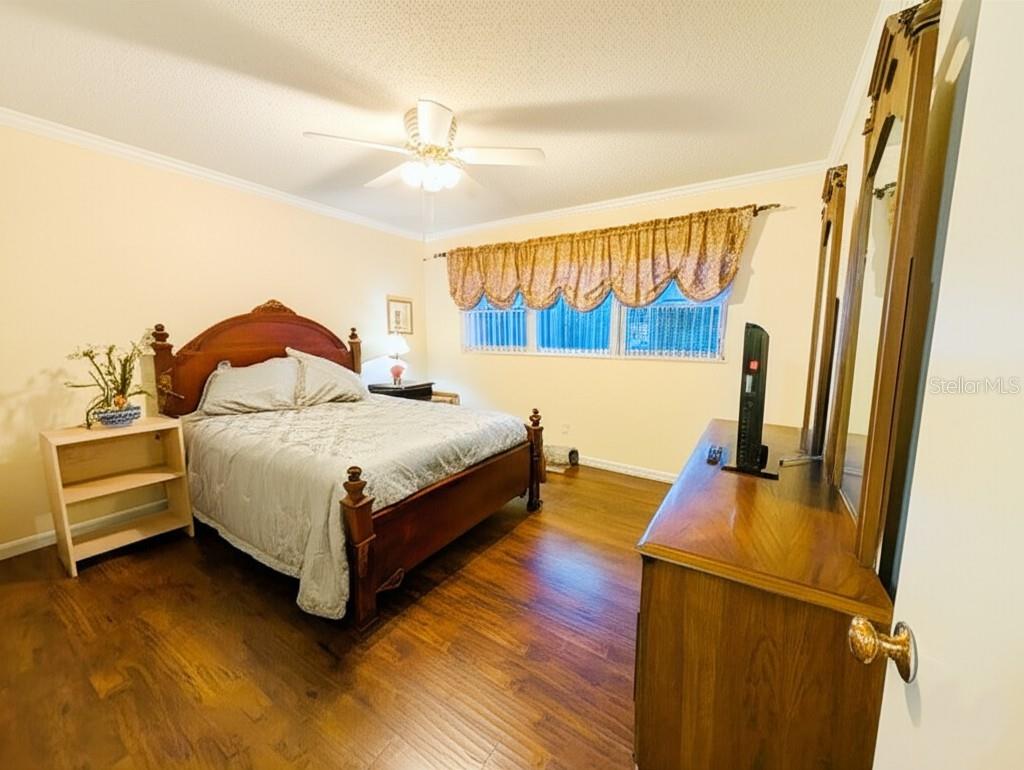 Image 12 of 12 For 2351 Irish Lane 35