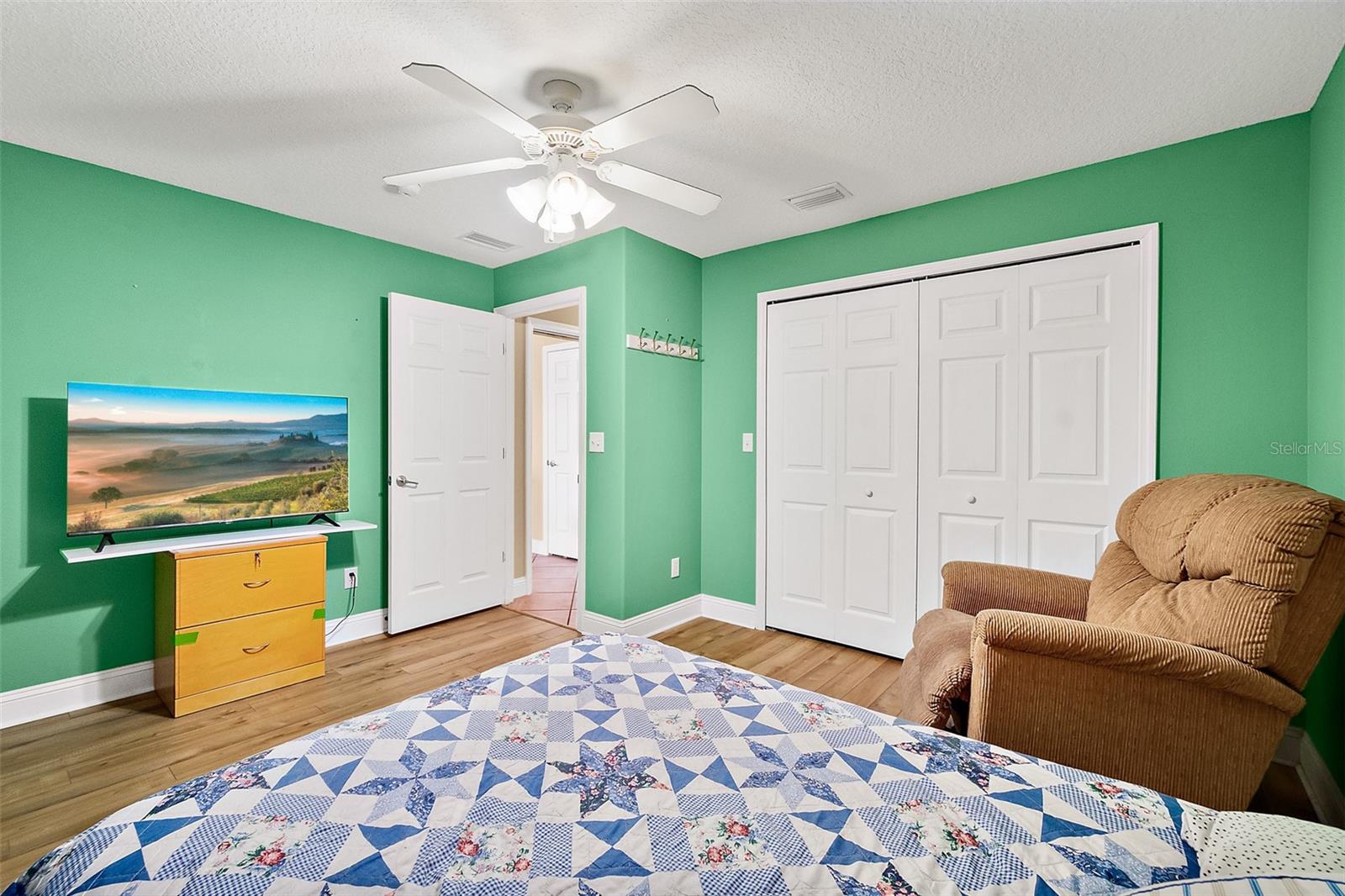 Image 15 of 43 For 18 Rykill Way