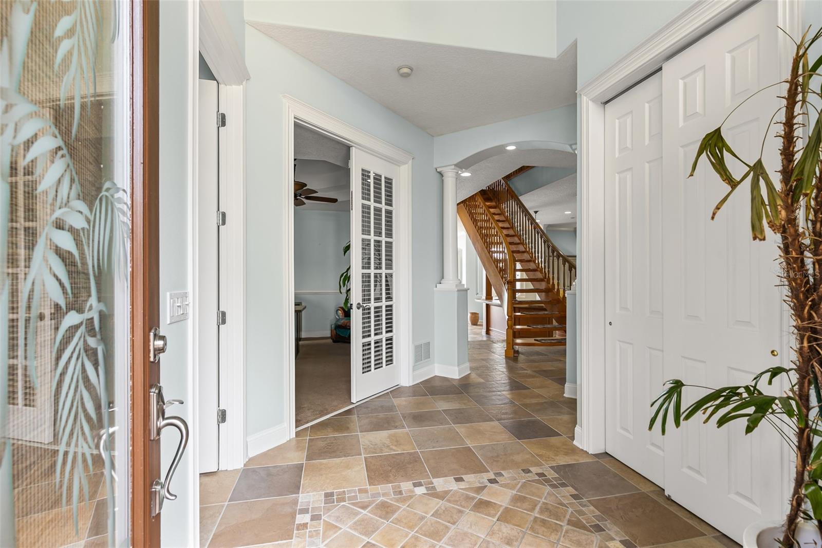 Image 9 of 46 For 24 Kingfisher Ln