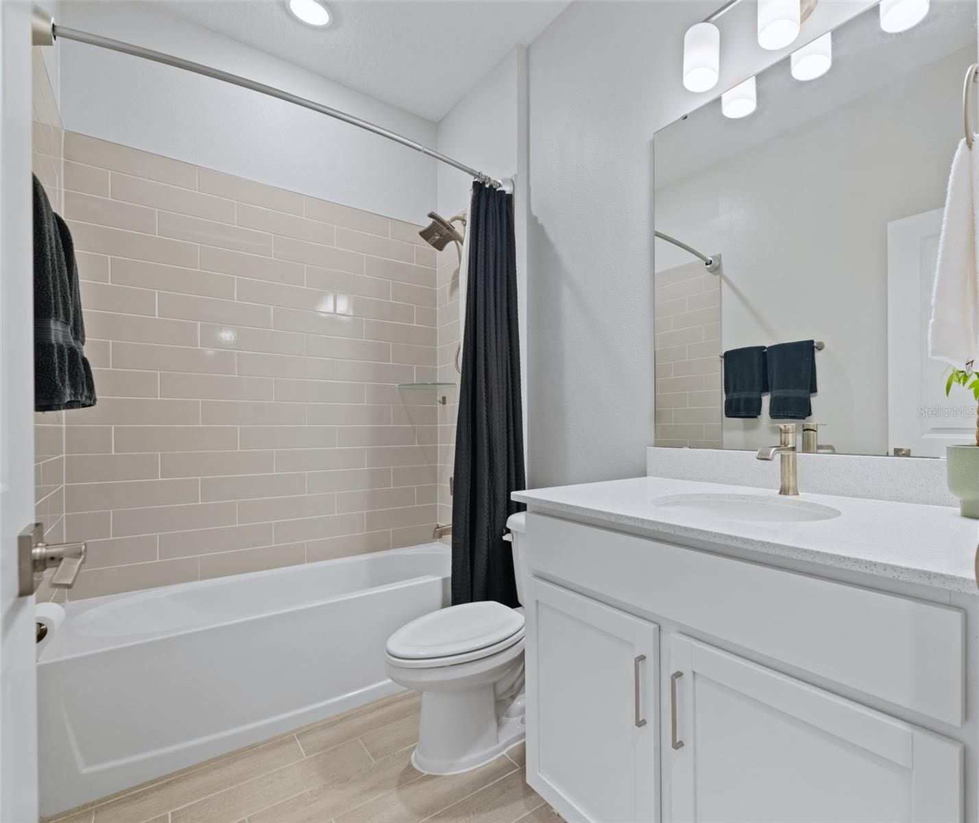 Image 19 of 40 For 139 Belleaire Drive