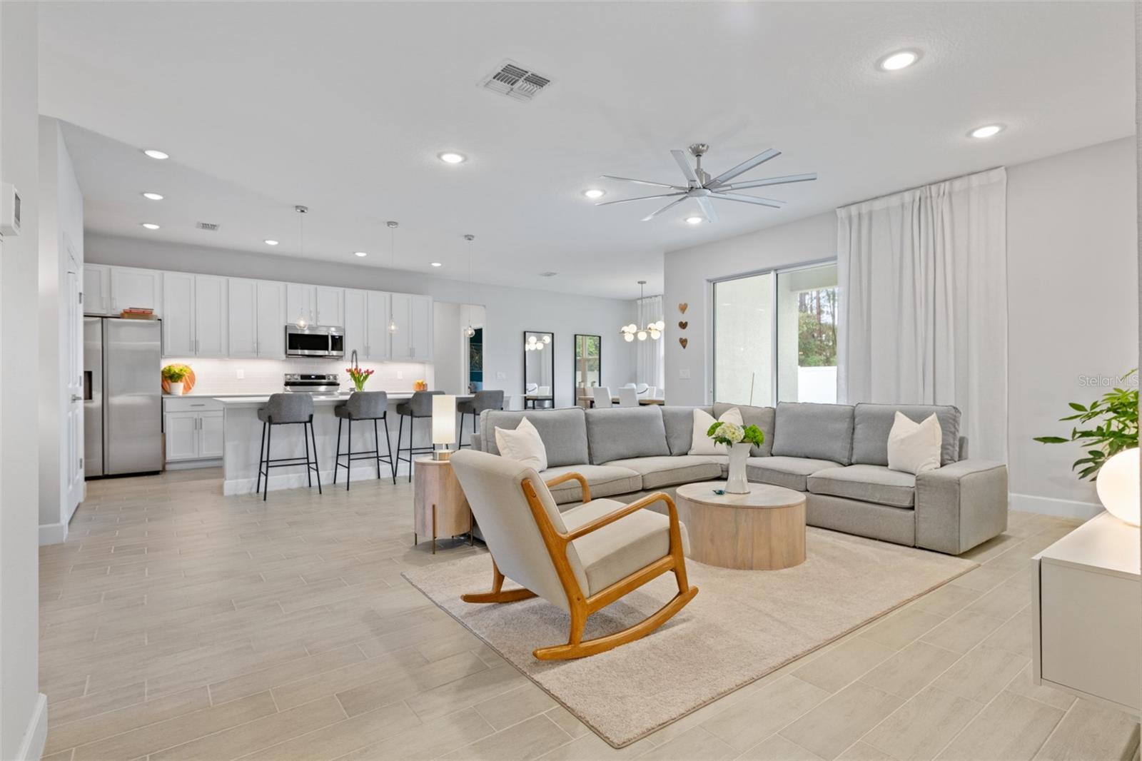 Image 3 of 40 For 139 Belleaire Drive