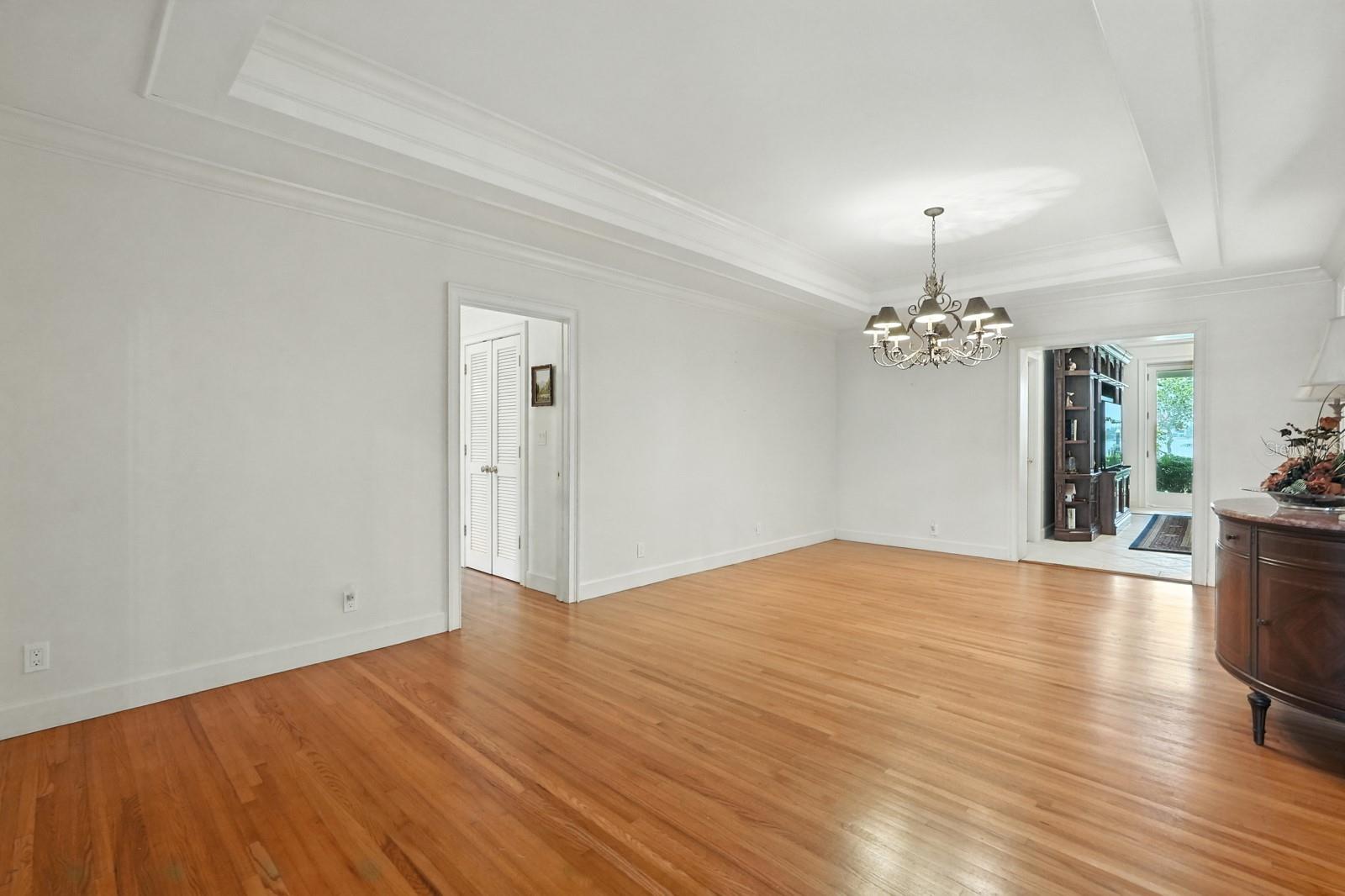 Image 38 of 88 For 360 John Anderson Drive
