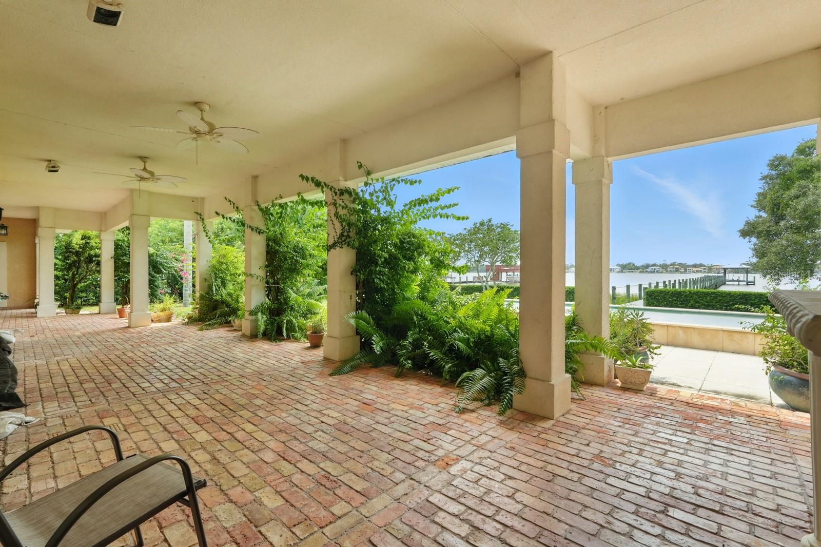 Image 4 of 88 For 360 John Anderson Drive