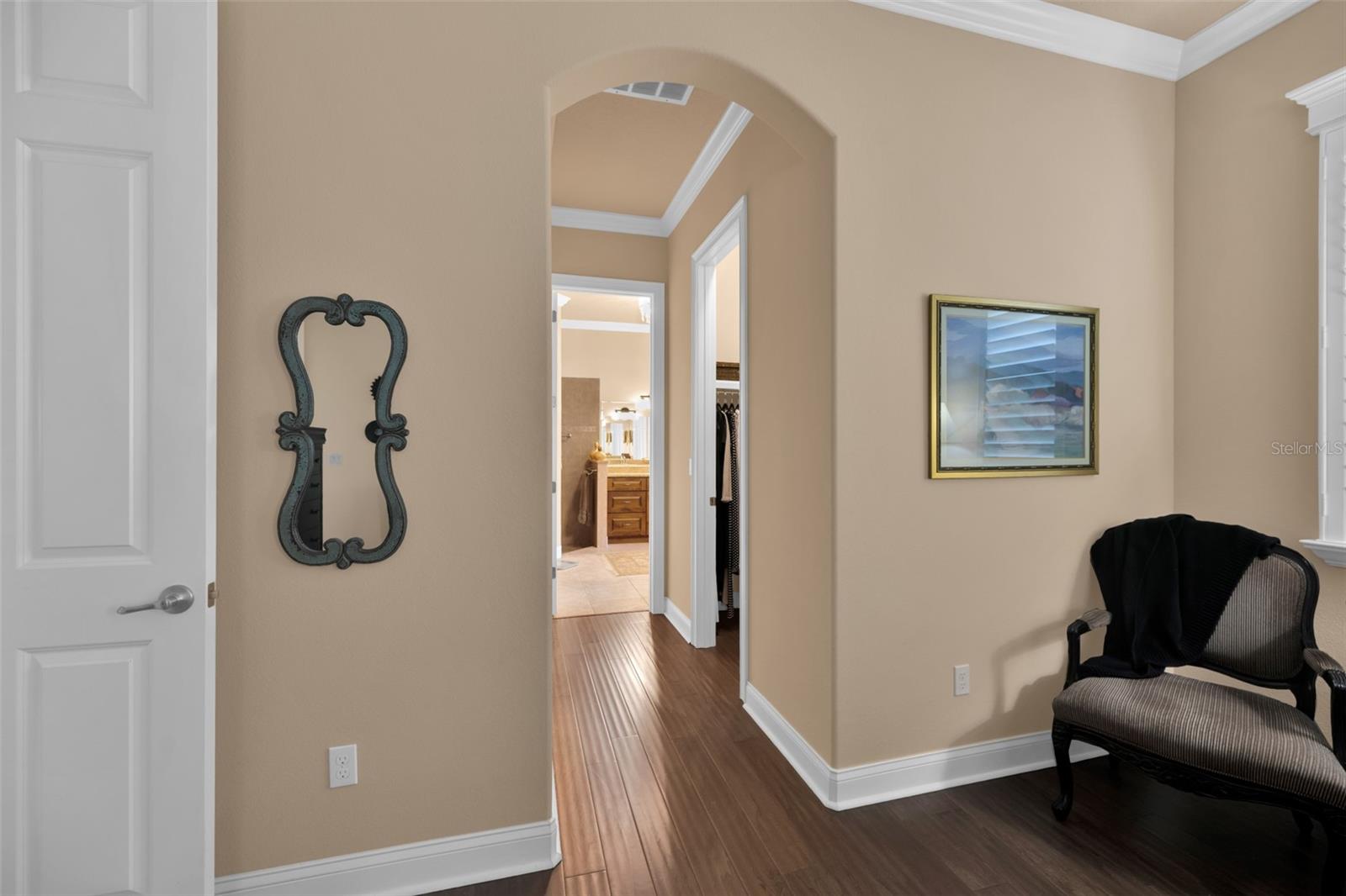 Image 18 of 43 For 6 Scarlet Oak Circle