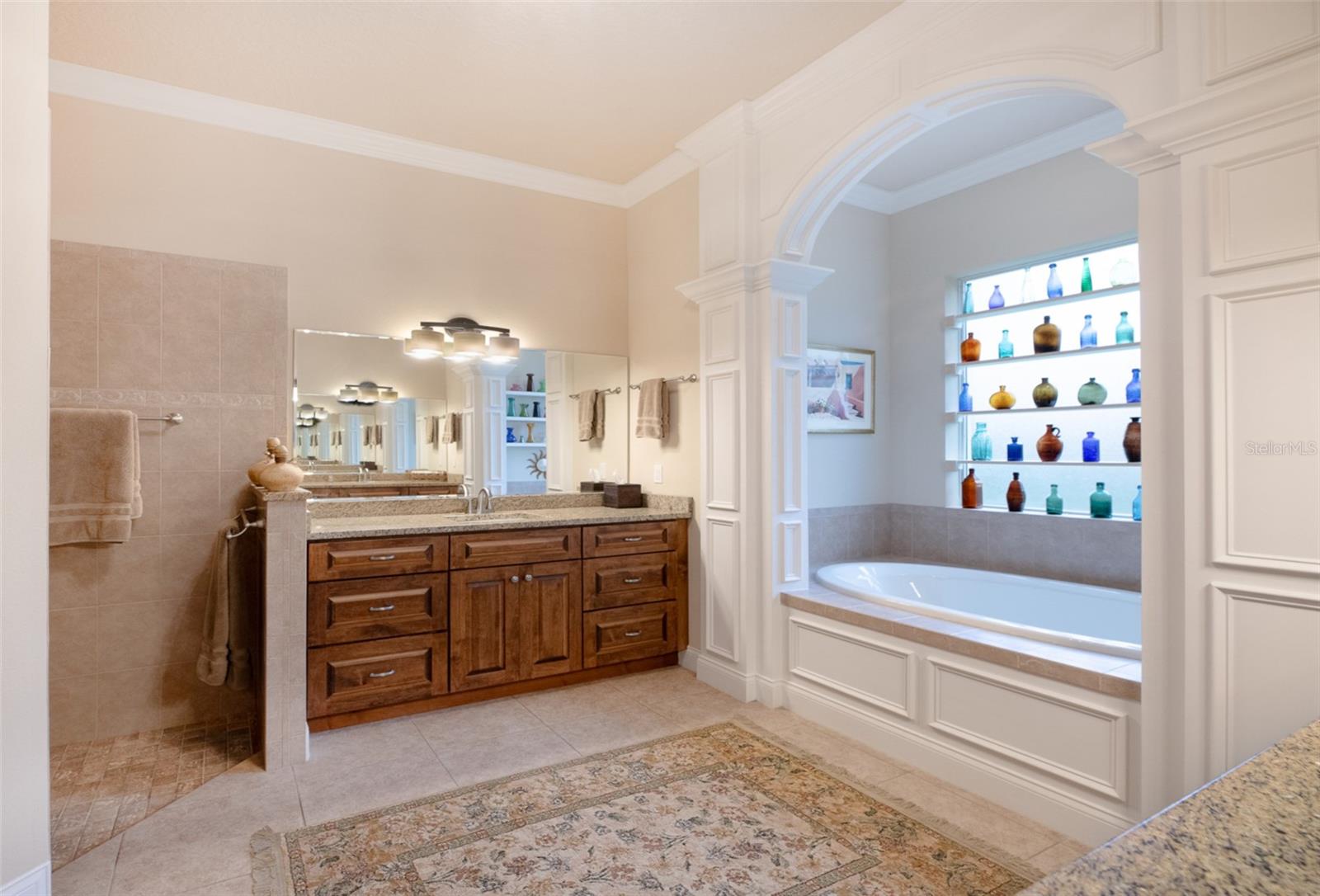 Image 19 of 43 For 6 Scarlet Oak Circle