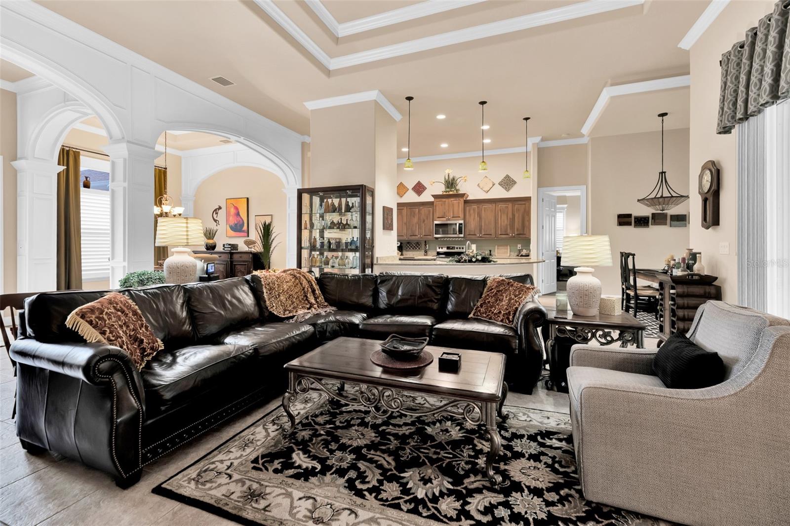 Image 6 of 43 For 6 Scarlet Oak Circle