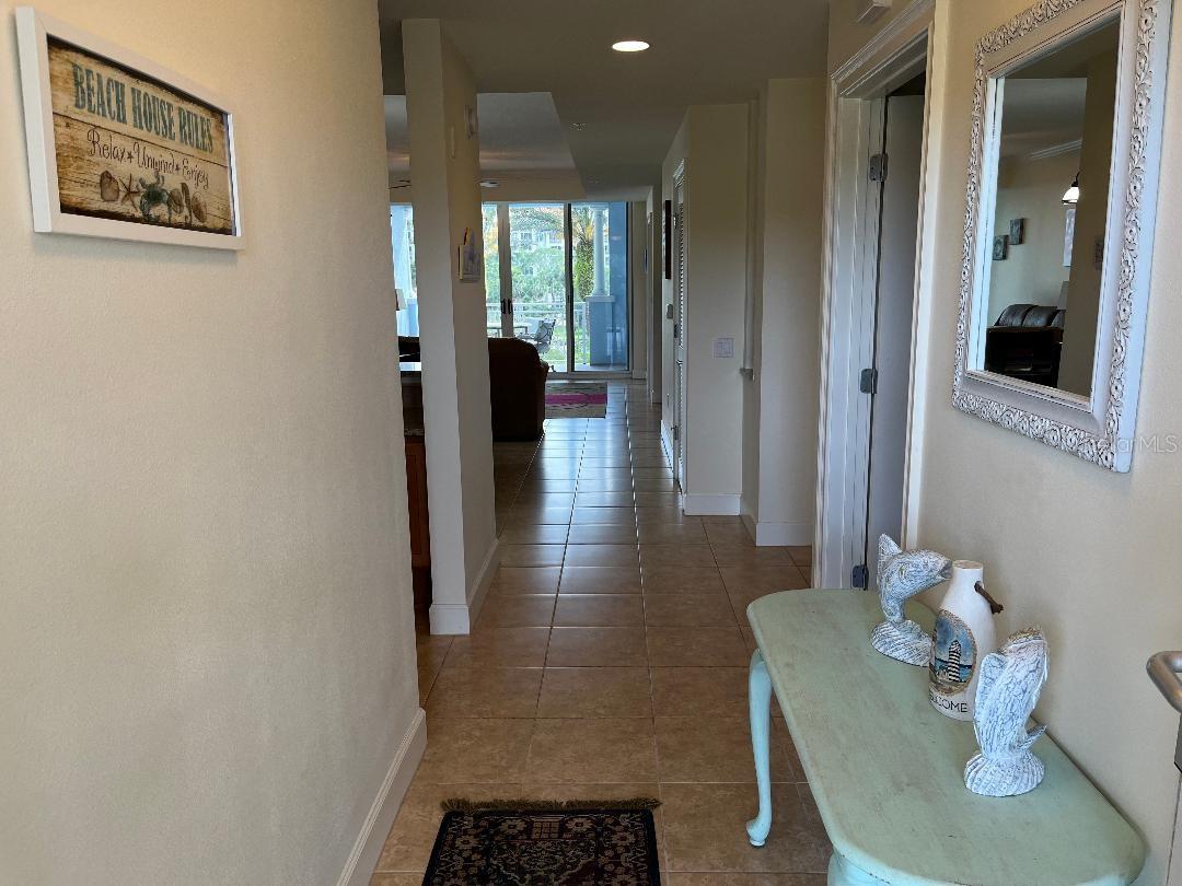 Image 2 of 47 For 102 Yacht Harbor Drive 375