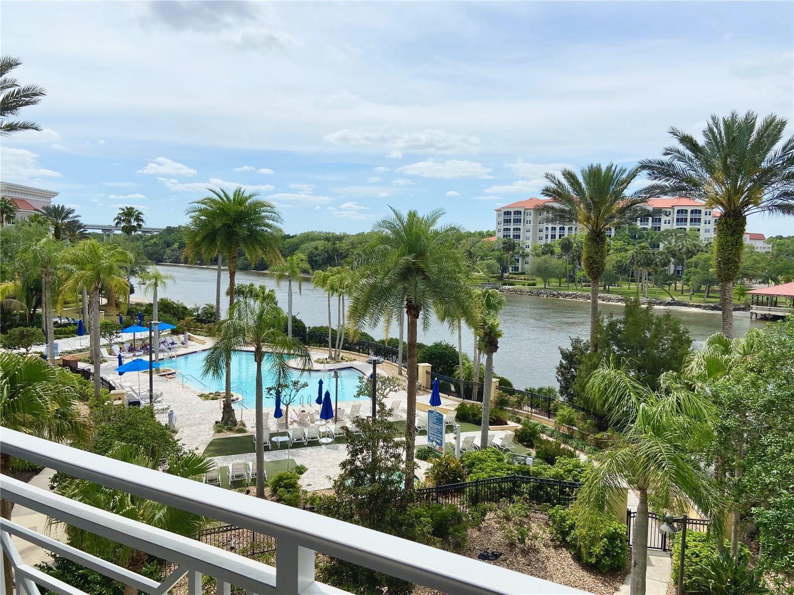 Image 33 of 47 For 102 Yacht Harbor Drive 375