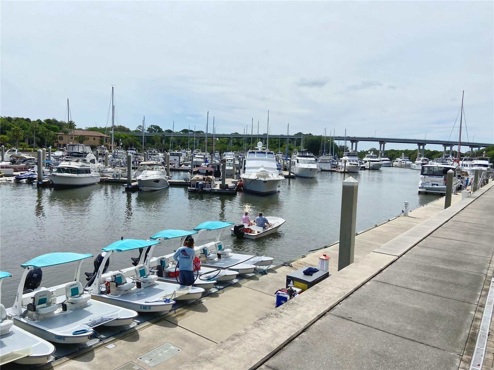 Image 43 of 47 For 102 Yacht Harbor Drive 375