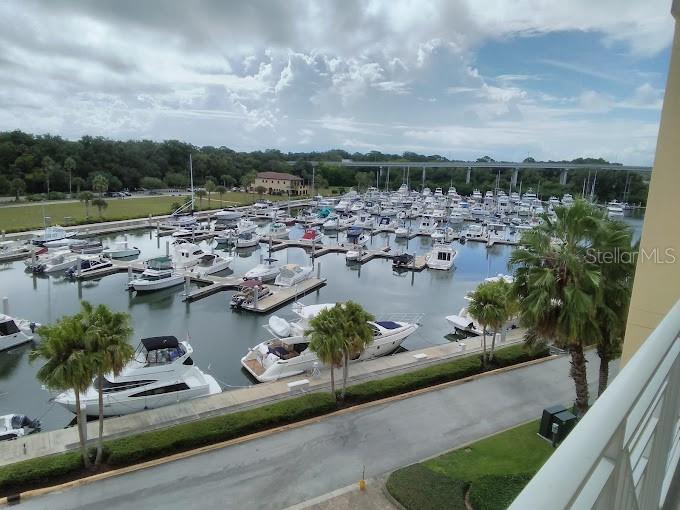 Image 44 of 47 For 102 Yacht Harbor Drive 375