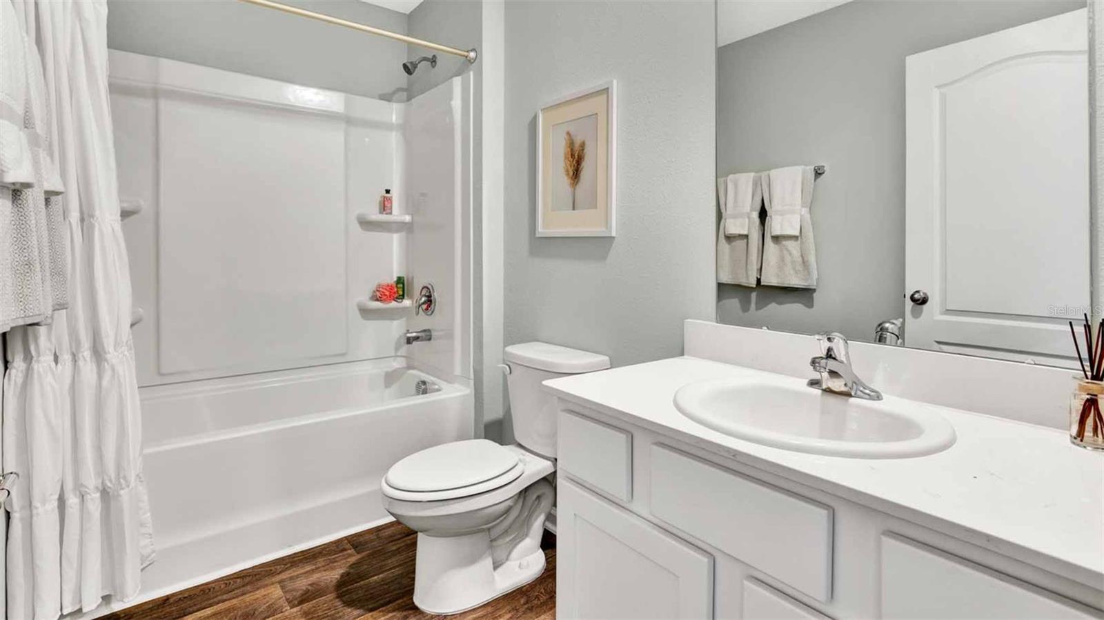 Image 5 of 68 For 44 Sawdust Lane