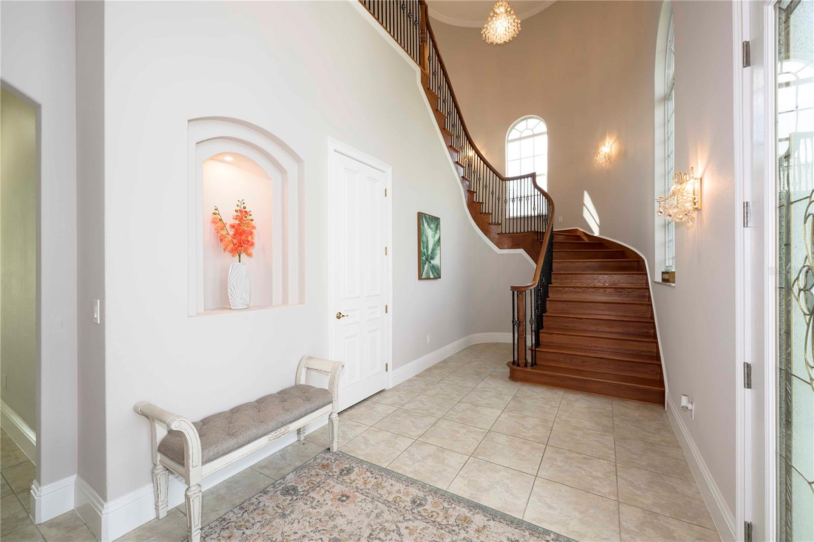 Image 10 of 54 For 17 Mahoe Drive S