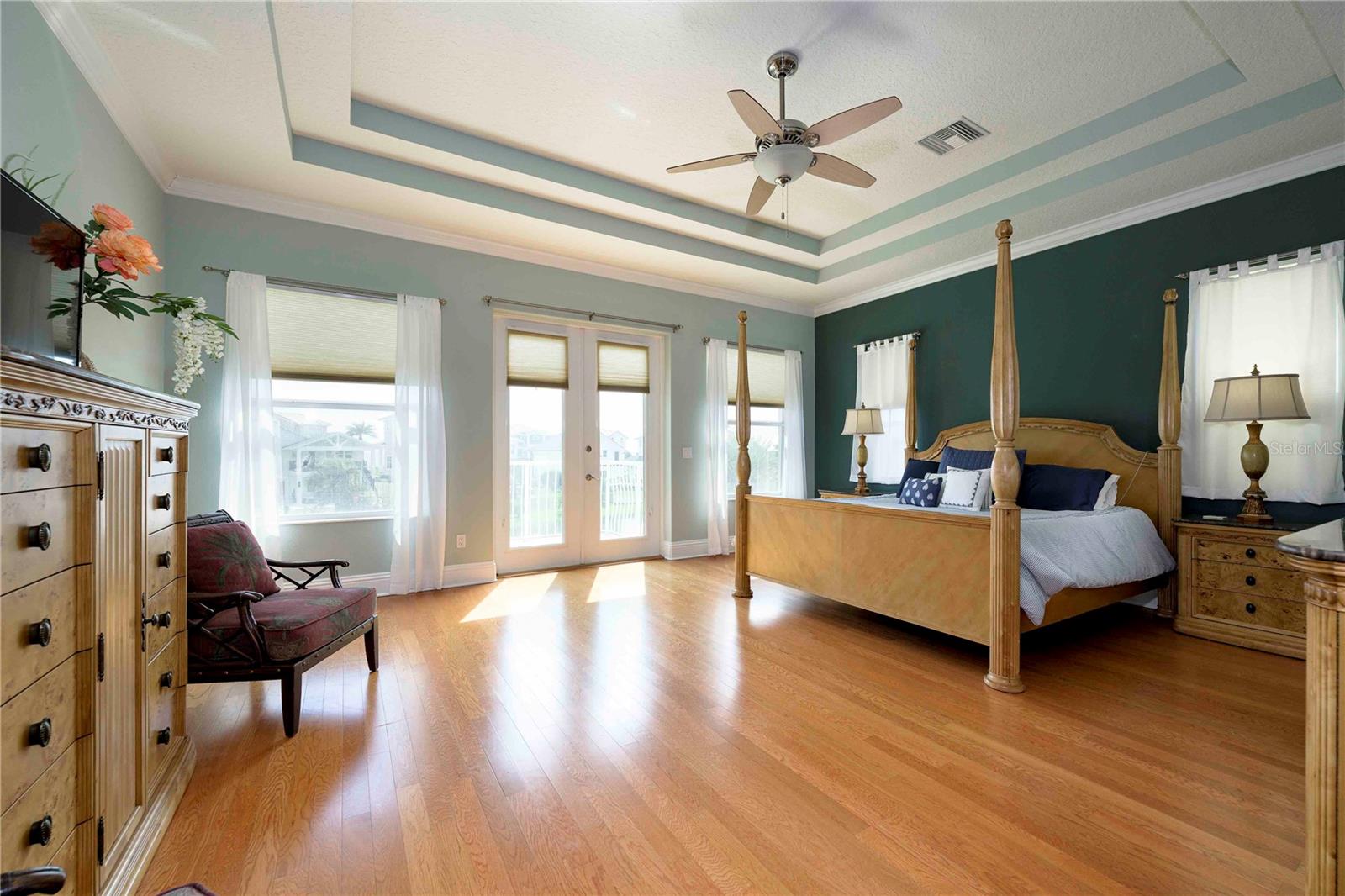 Image 21 of 54 For 17 Mahoe Drive S