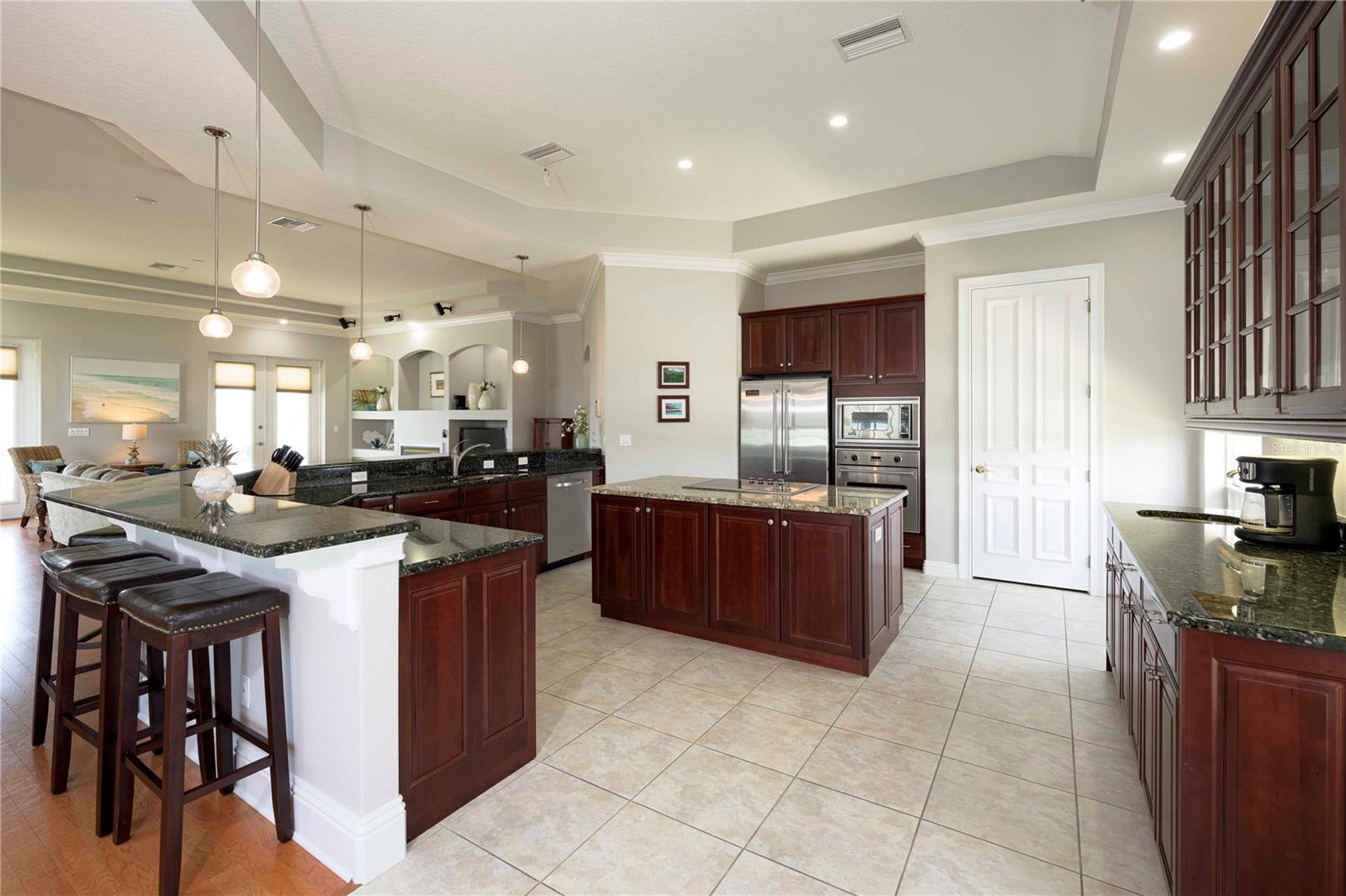 Image 30 of 54 For 17 Mahoe Drive S