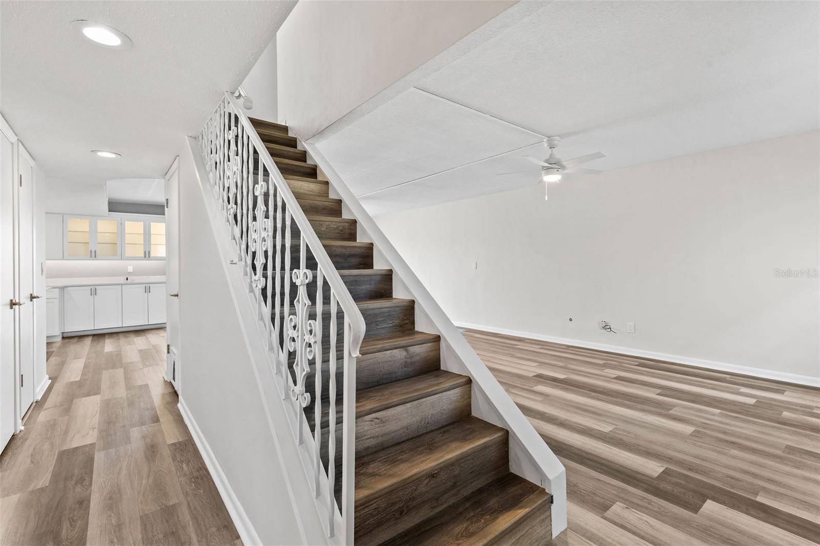 Image 14 of 63 For 625 Halifax Avenue 23