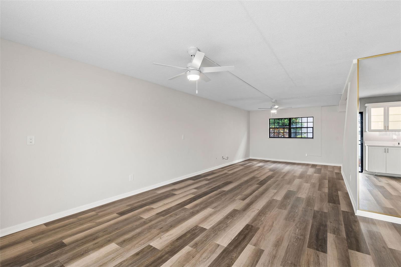 Image 4 of 63 For 625 Halifax Avenue 23