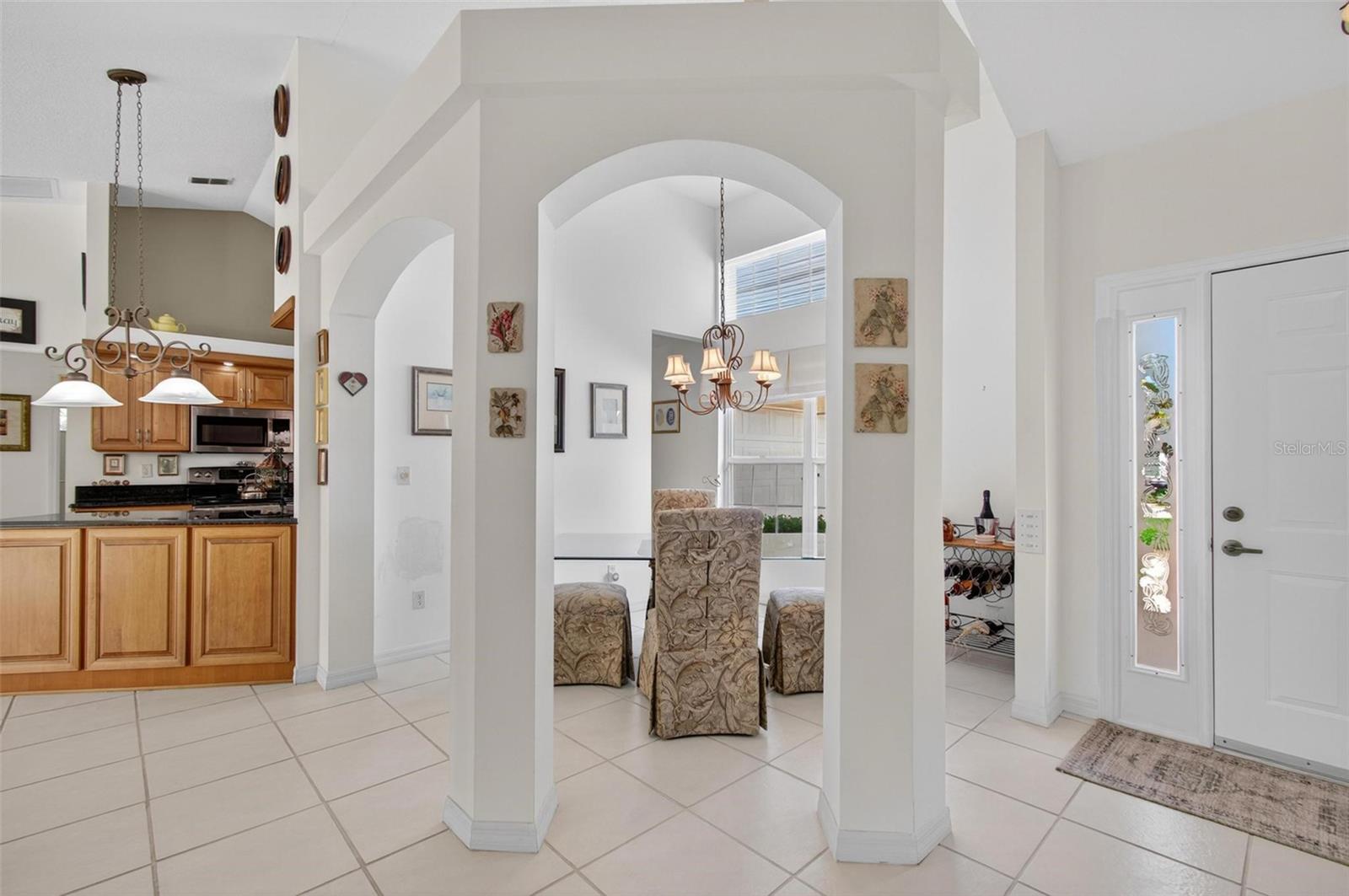 Image 19 of 55 For 412 Palm Drive