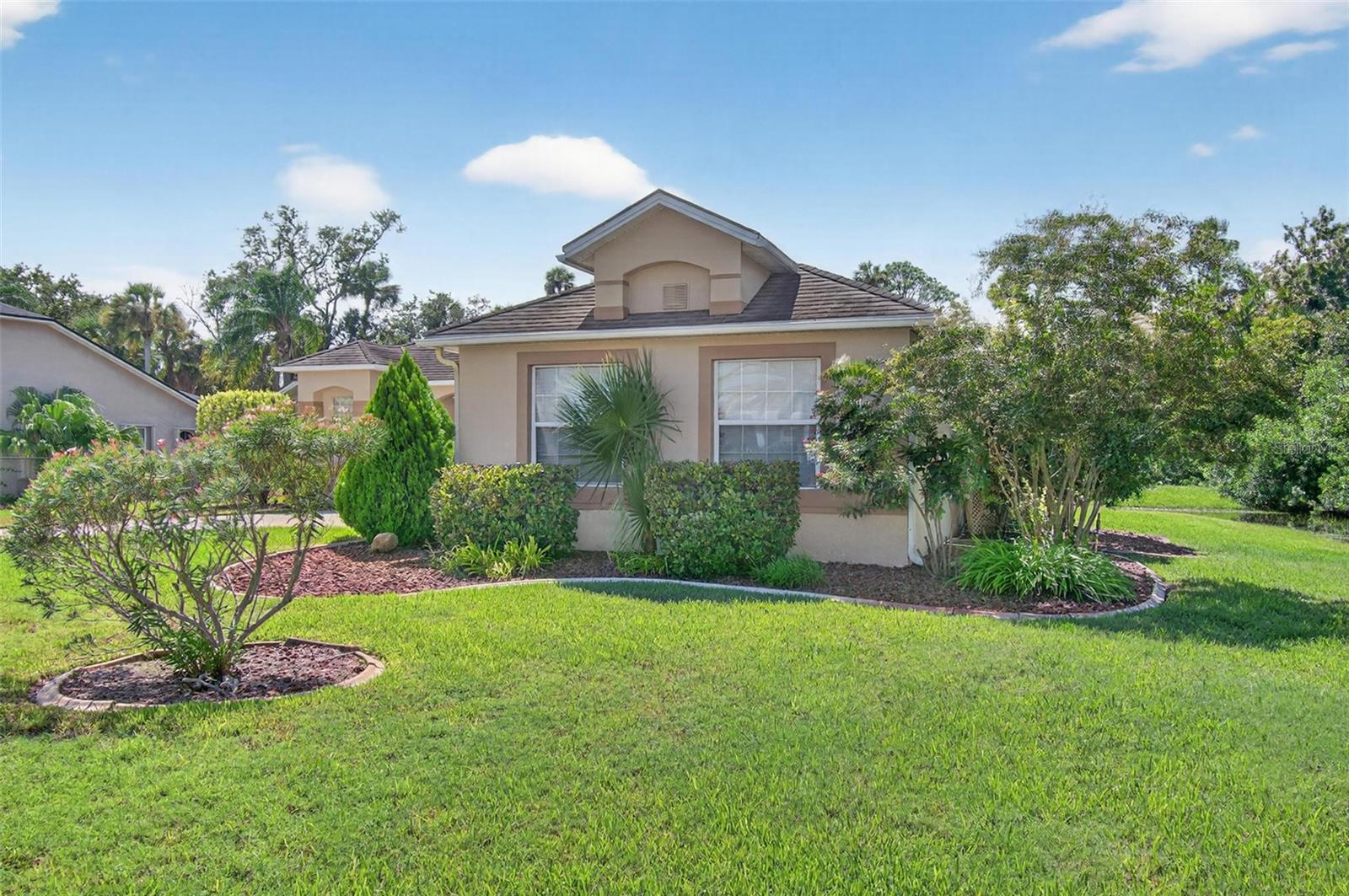 Image 2 of 55 For 412 Palm Drive