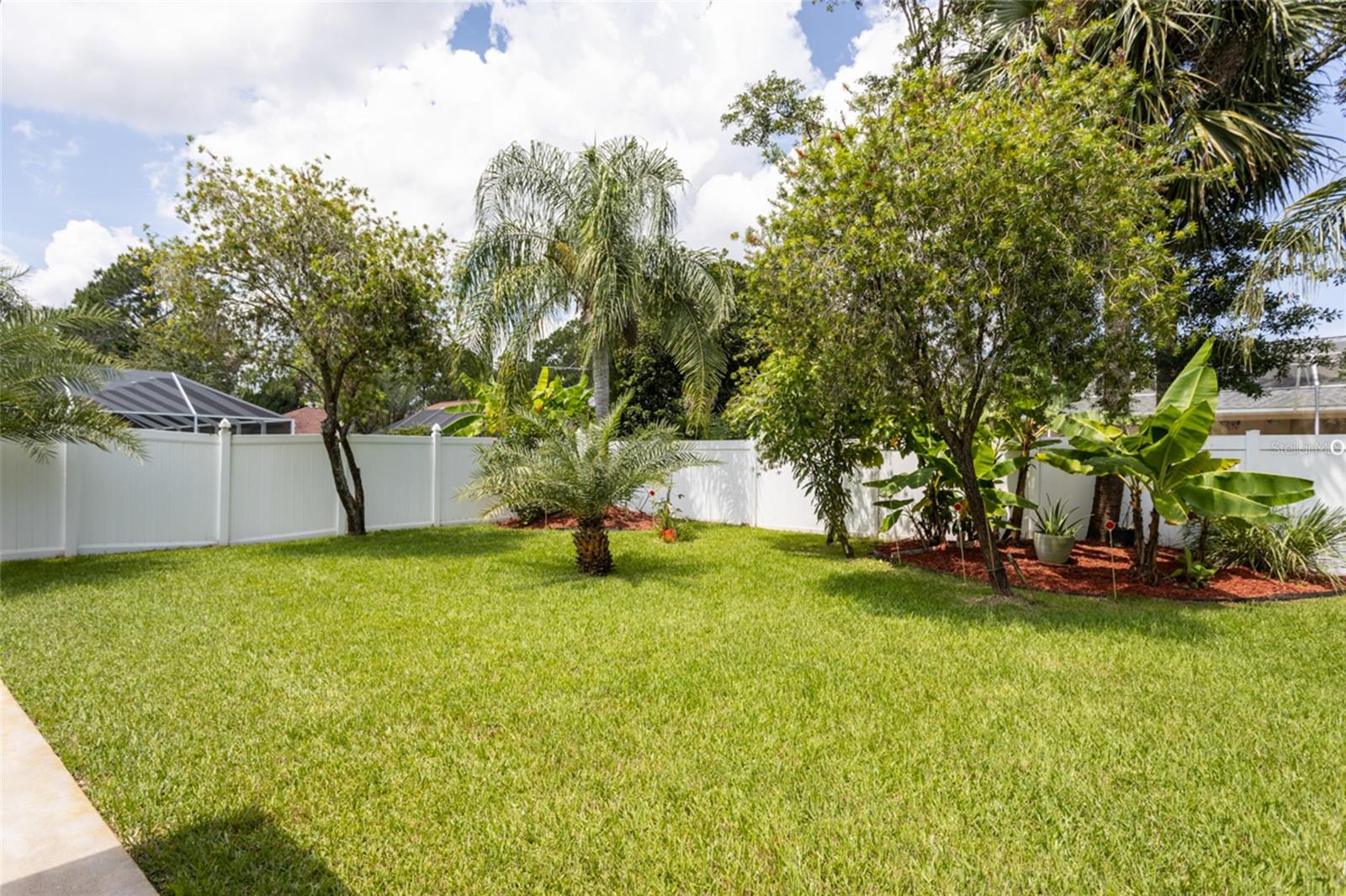 Image 41 of 49 For 4 Wainmont Place